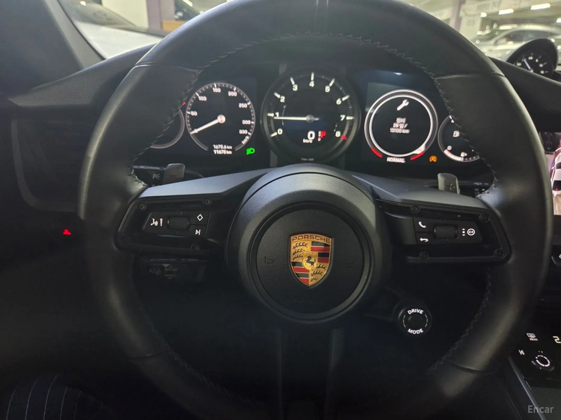 Porsche 911 (992) превью 4