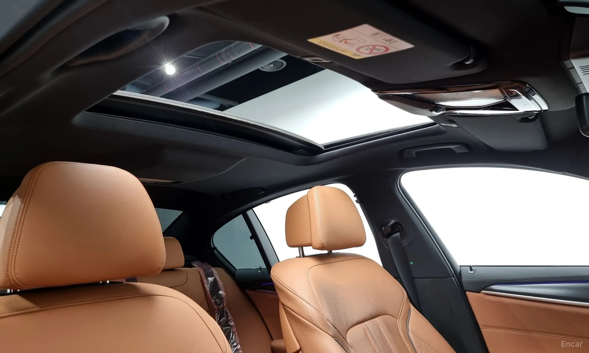 BMW 5 Series (G30) превью 17