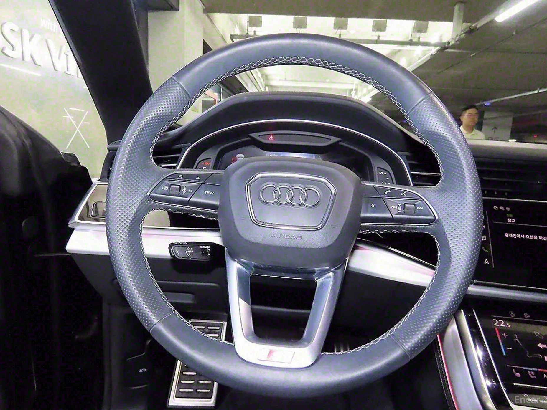 Audi Q8 (4M) превью 8