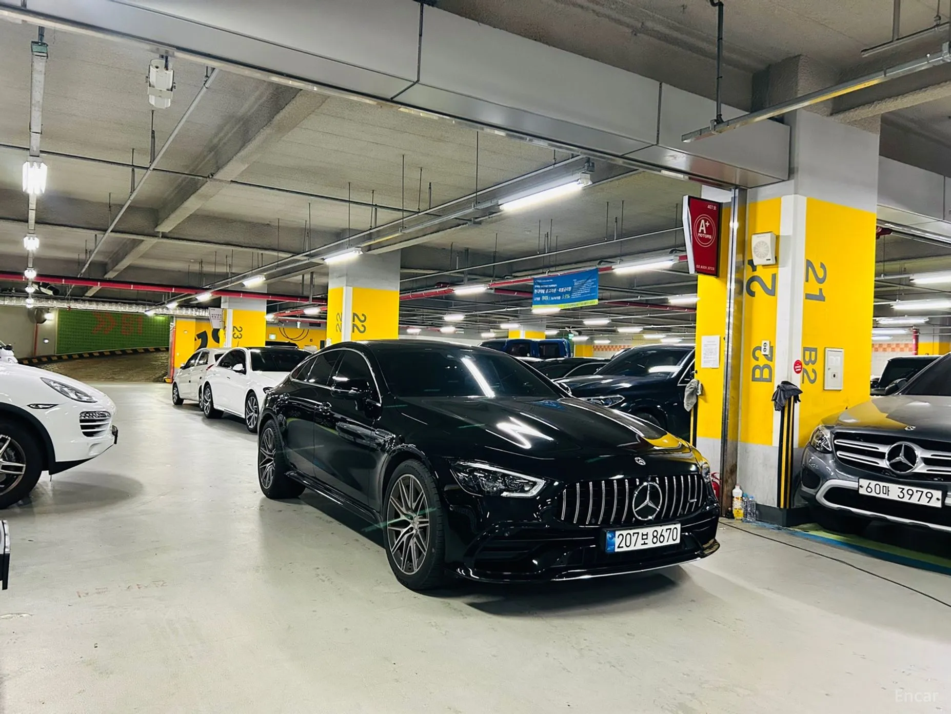 Mercedes Benz AMG GT превью 2