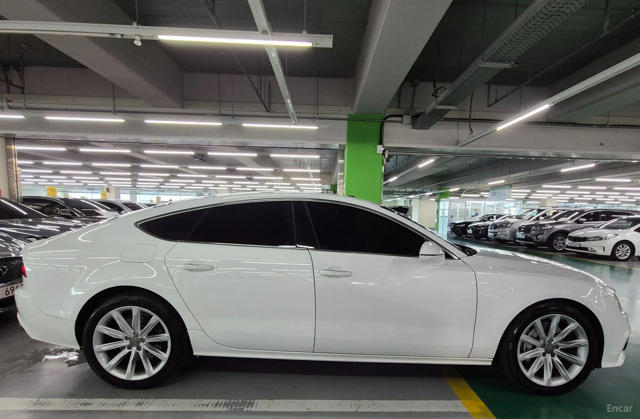 Audi A7 превью 20