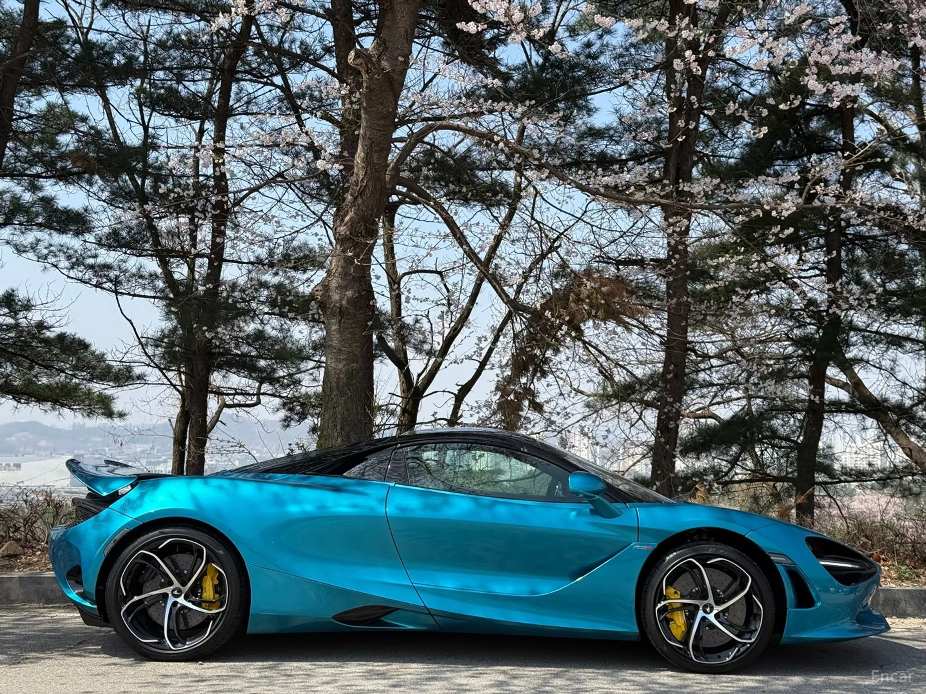 McLaren 750S превью 3