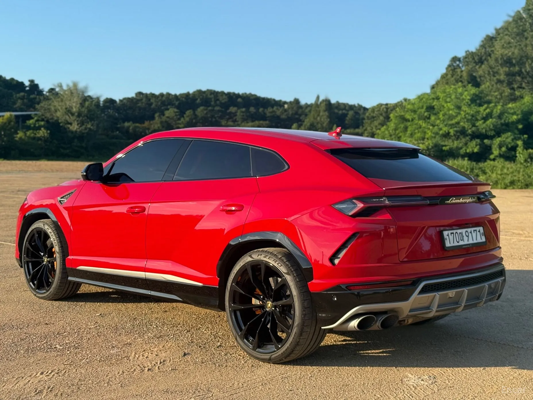 Lamborghini Urus превью 5