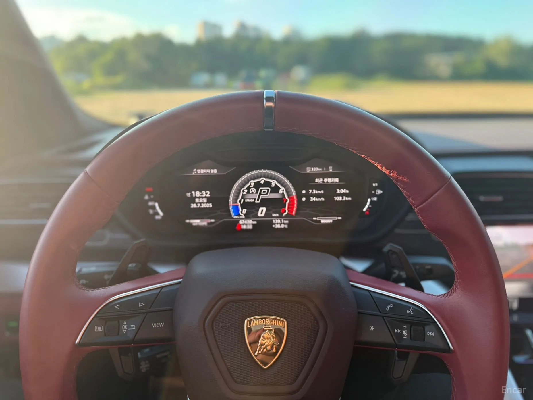 Lamborghini Urus превью 7