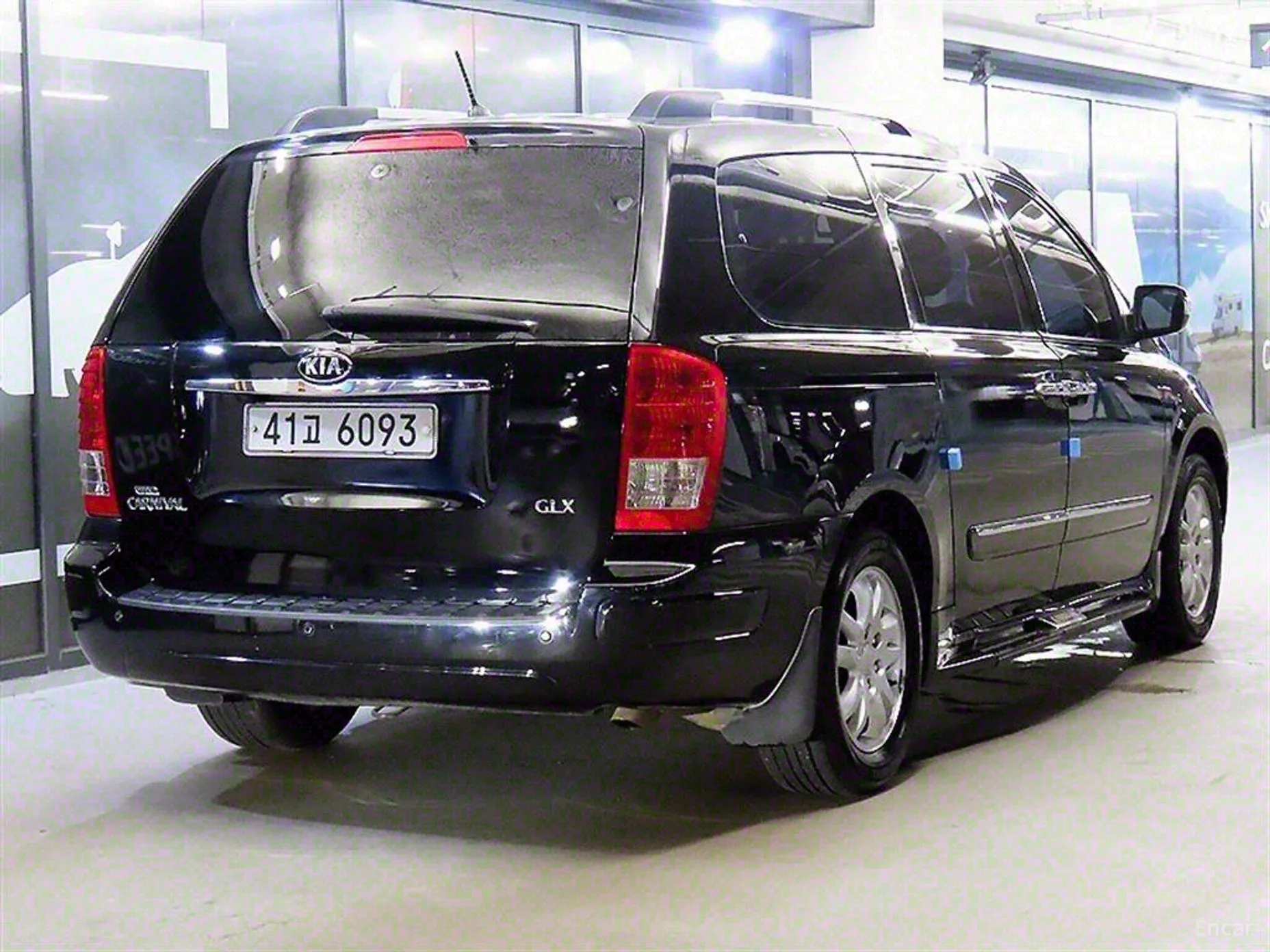 Kia Carnival R превью 3