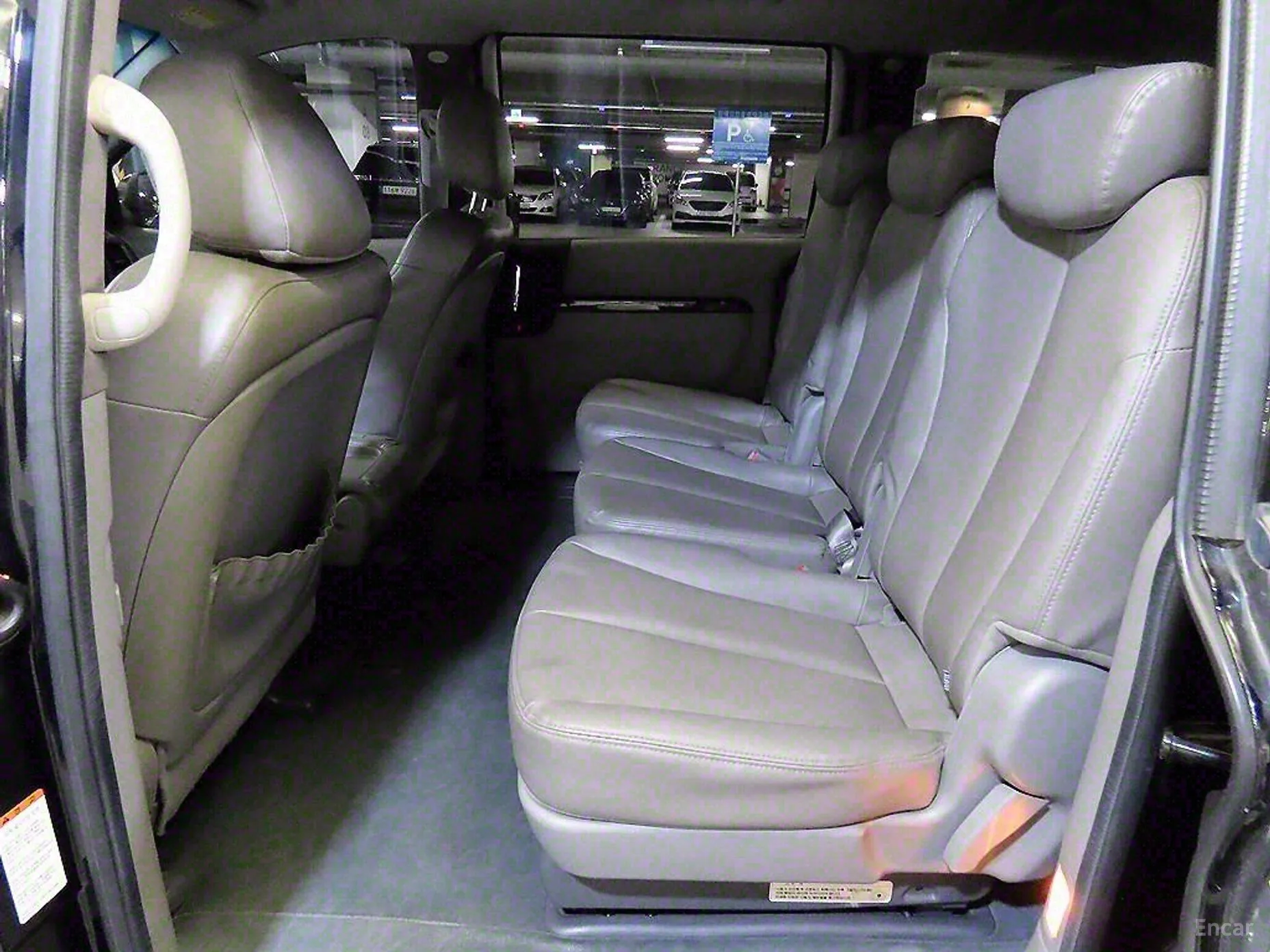 Kia Carnival R превью 4