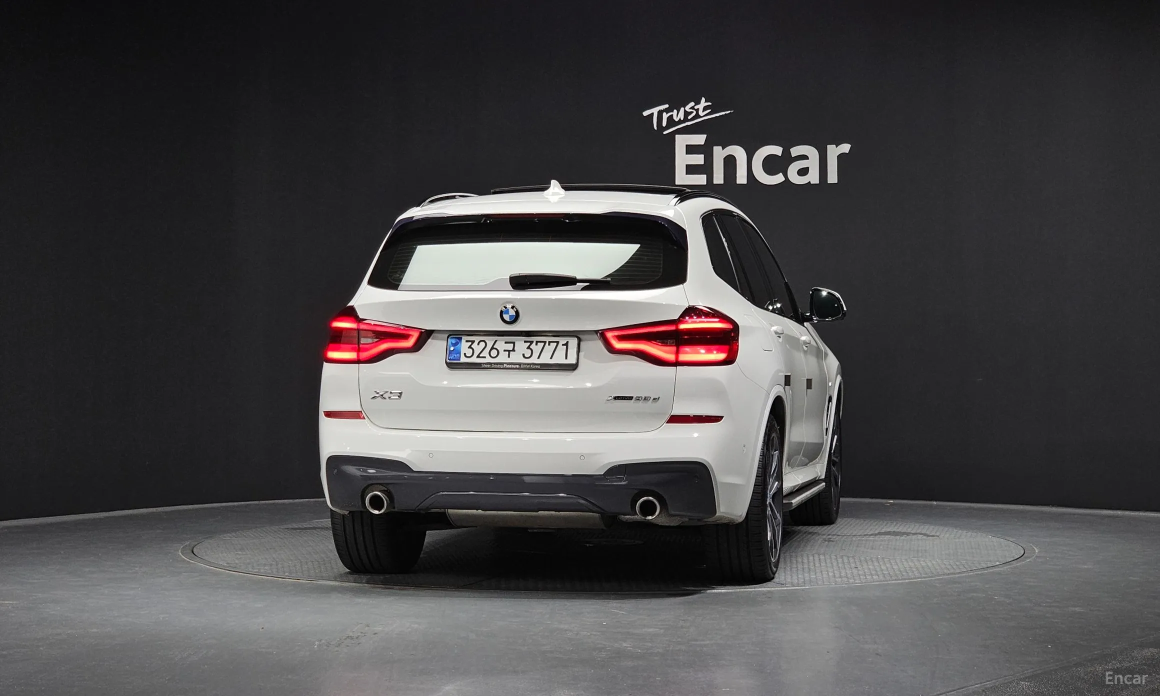 BMW X3 (G01) превью 3