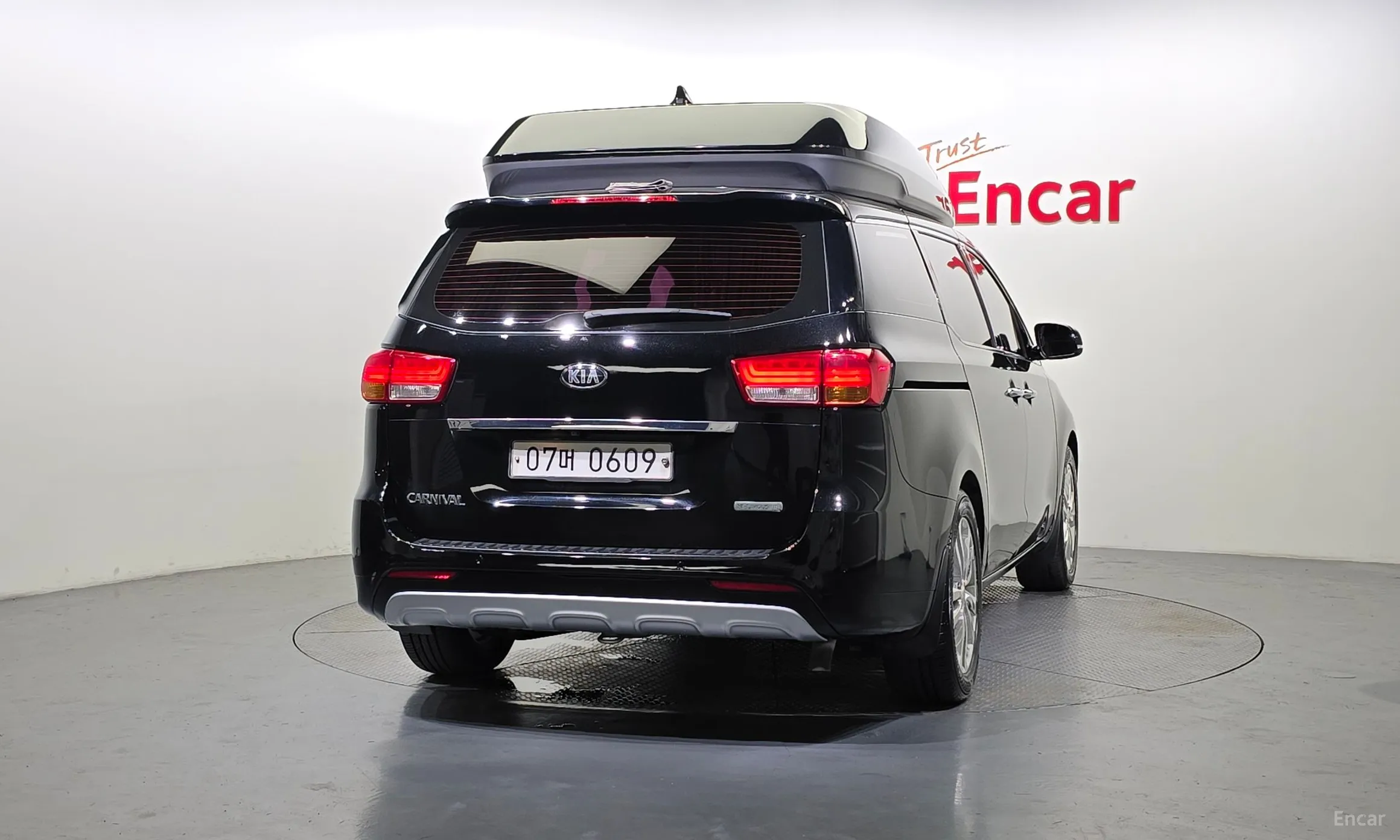 Kia Carnival превью 3