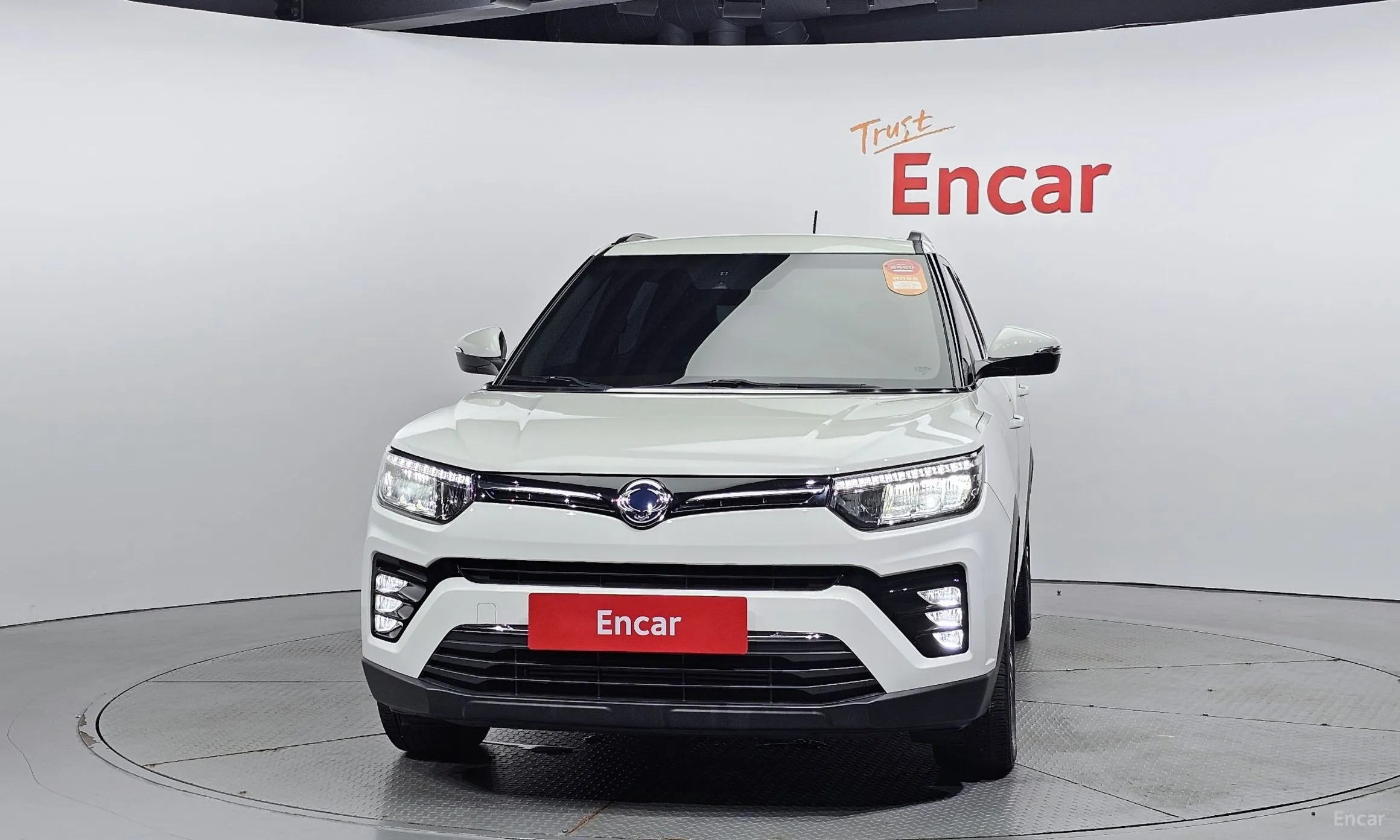 KG Mobility (SsangYong) Berry New Tivoli превью 2