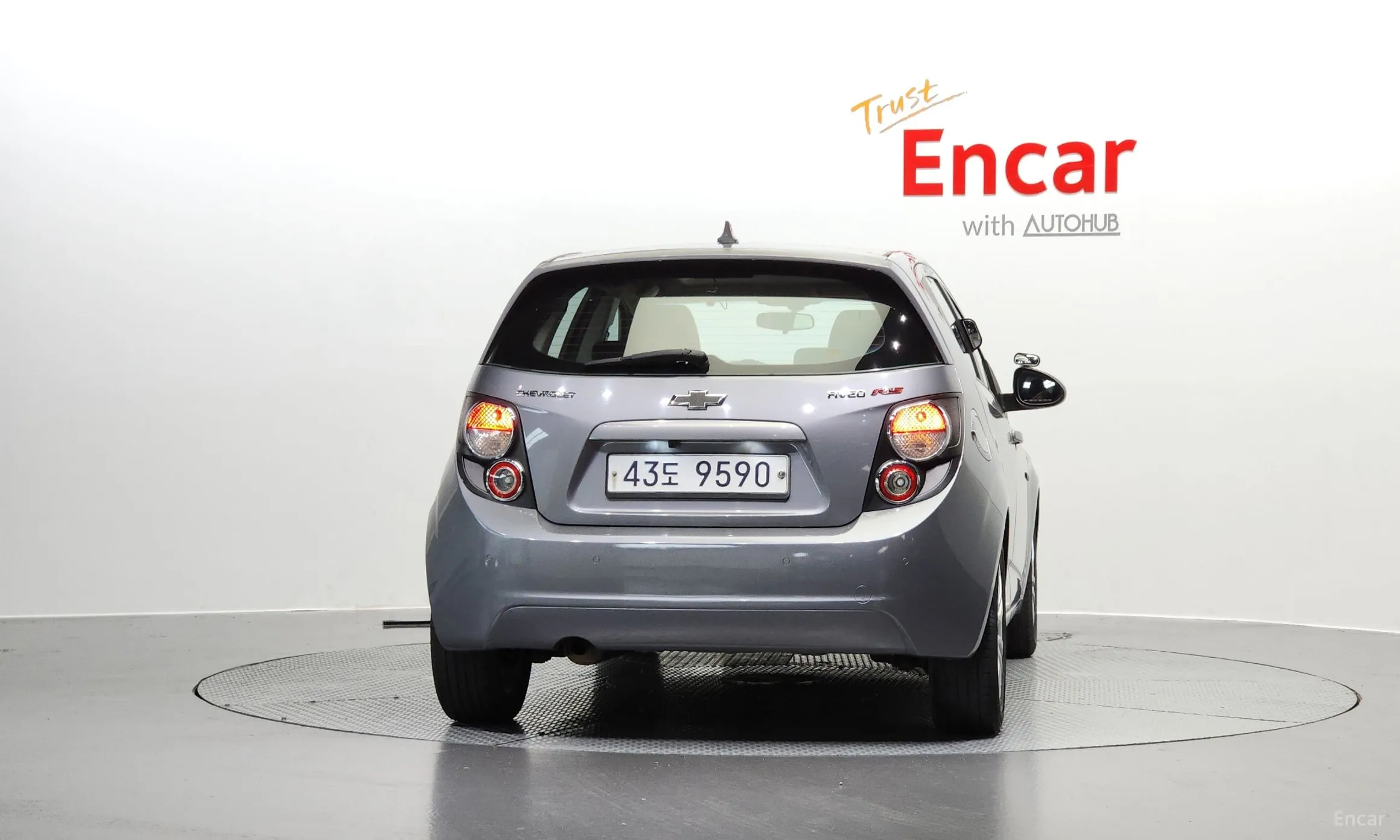 Chevrolet (GM Daewoo) Aveo Hatchback превью 3