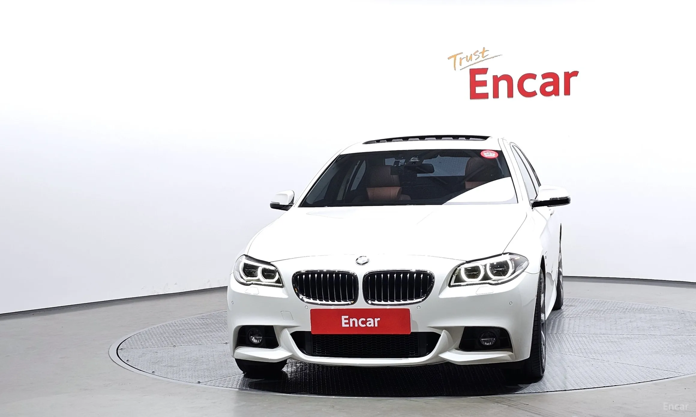BMW 5 Series (F10) превью 2