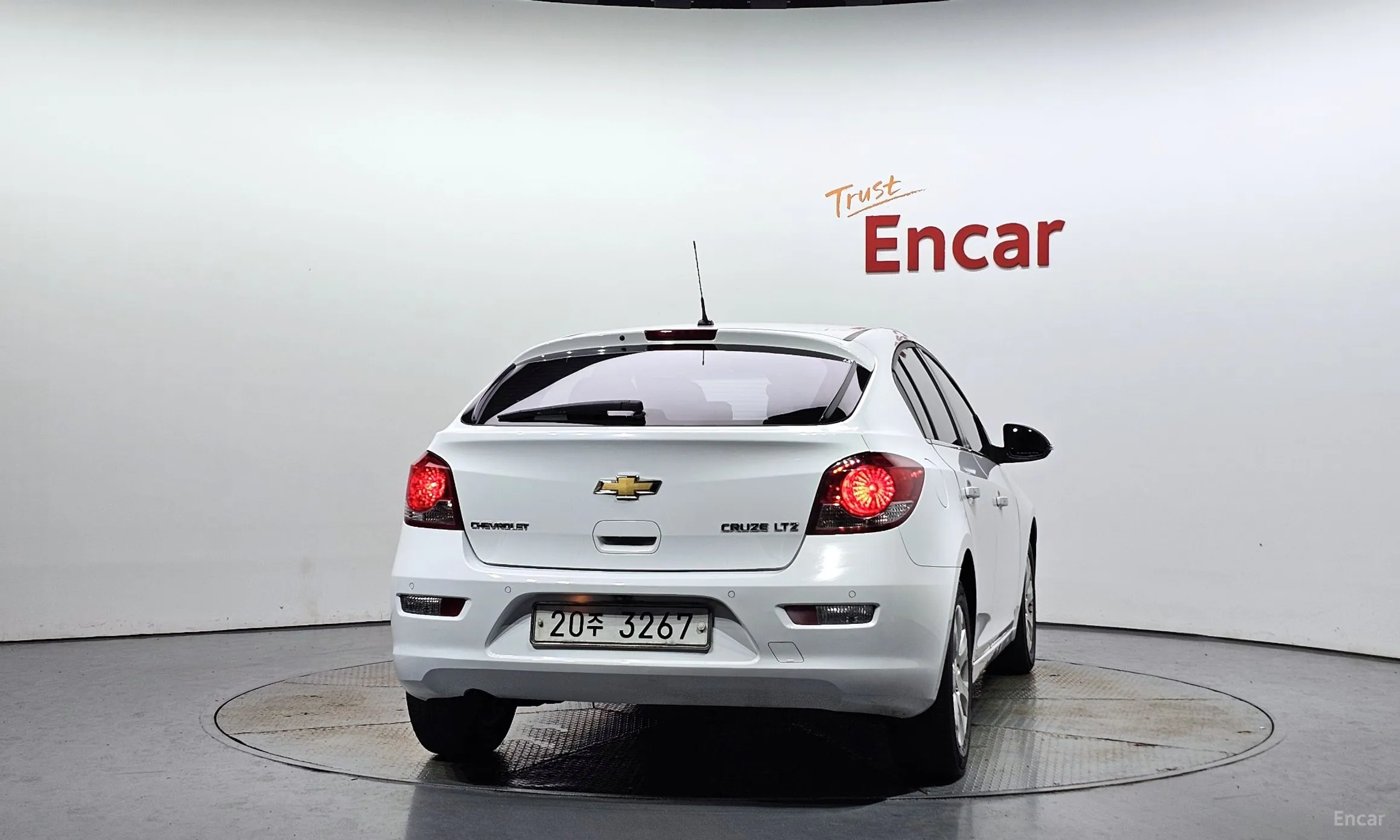 Chevrolet (GM Daewoo) Cruze превью 3