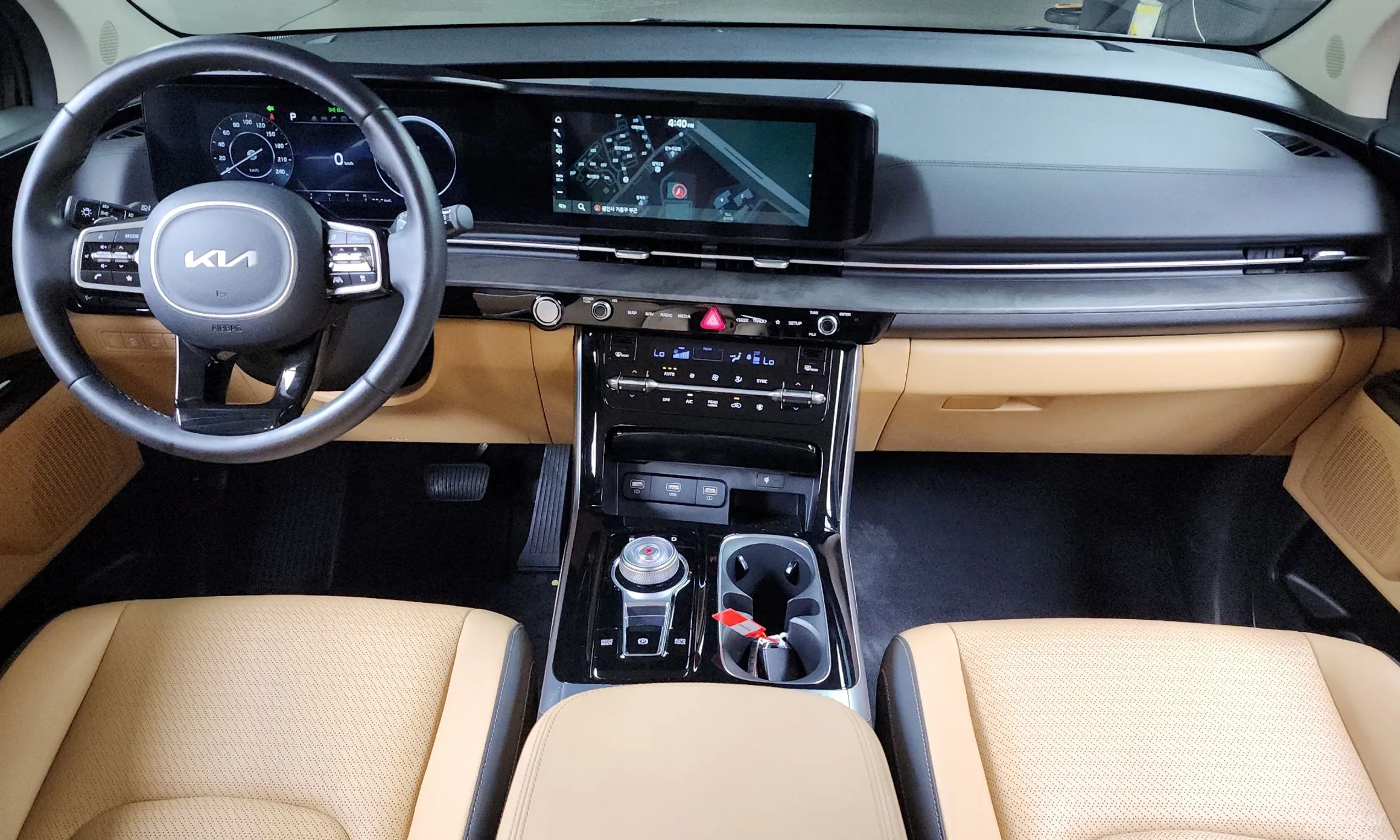 Kia Carnival Gen 4 превью 4