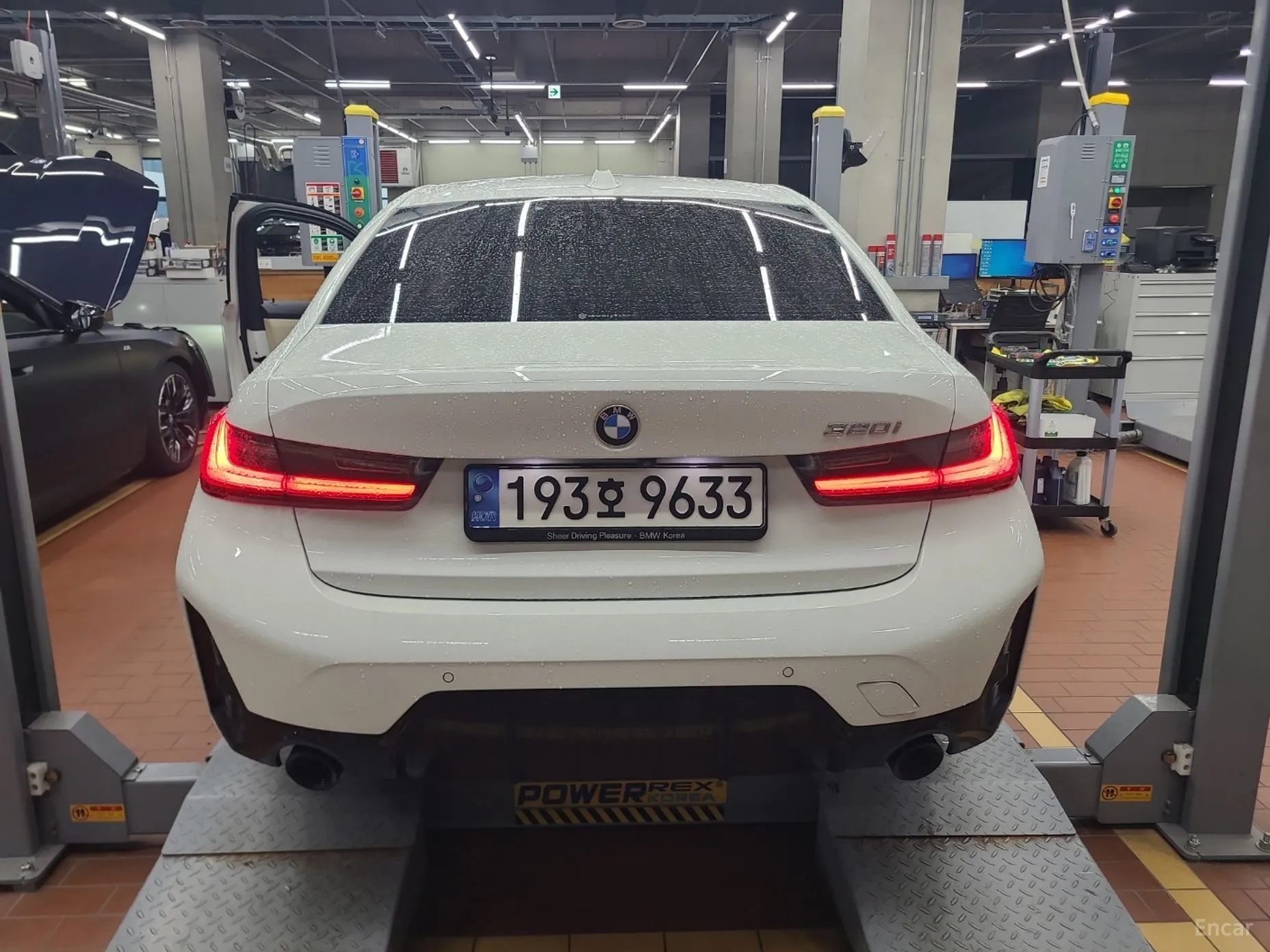 BMW 3 Series (G20) превью 3