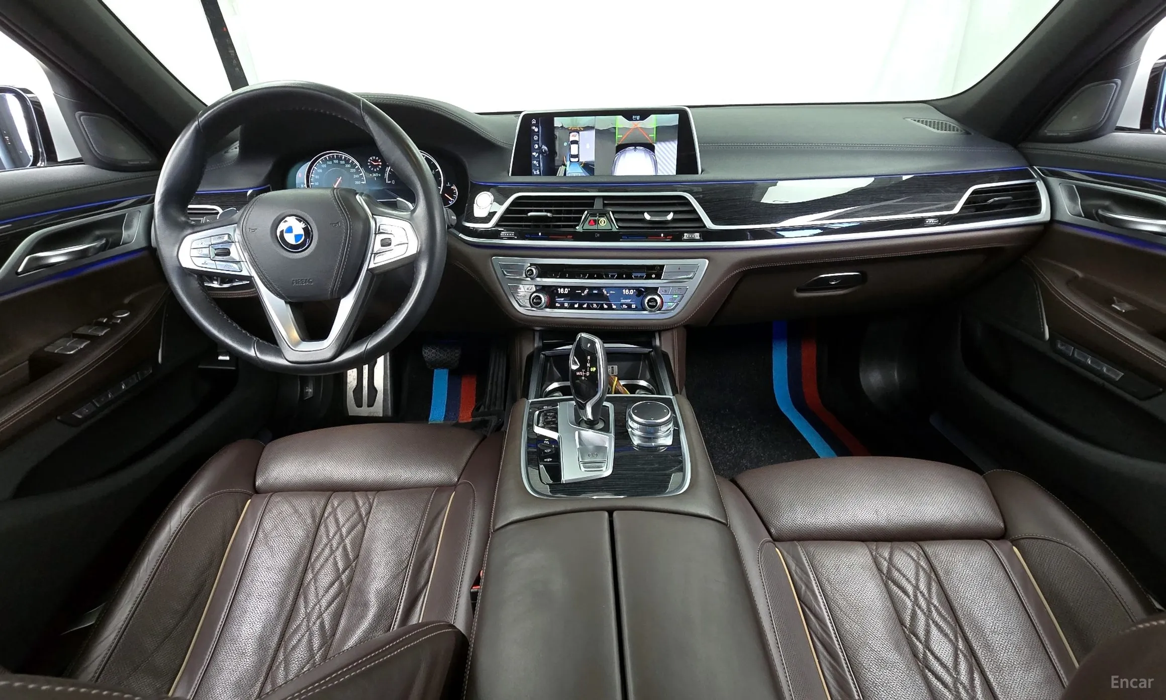 BMW 7 Series (G11) превью 4