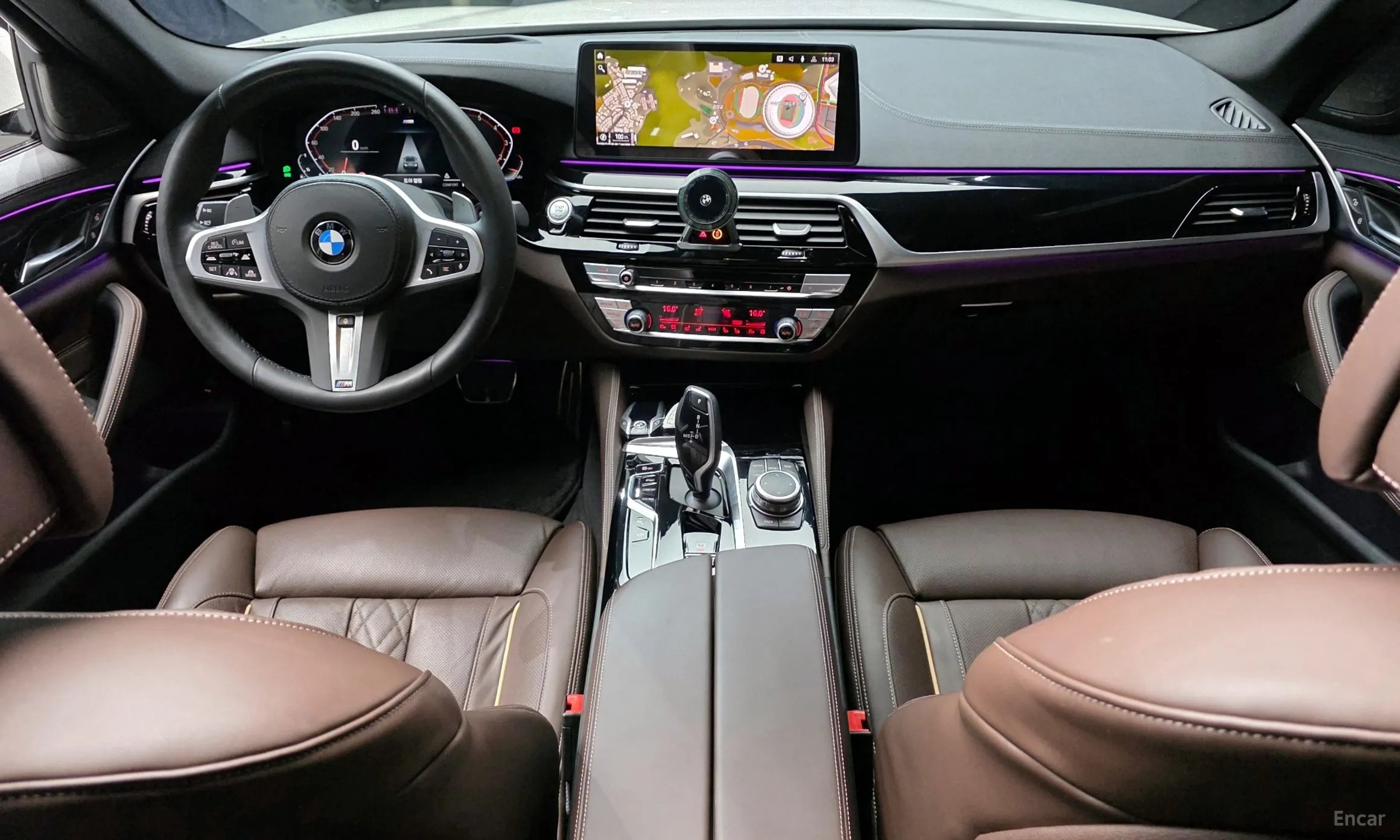 BMW 5 Series (G30) превью 4