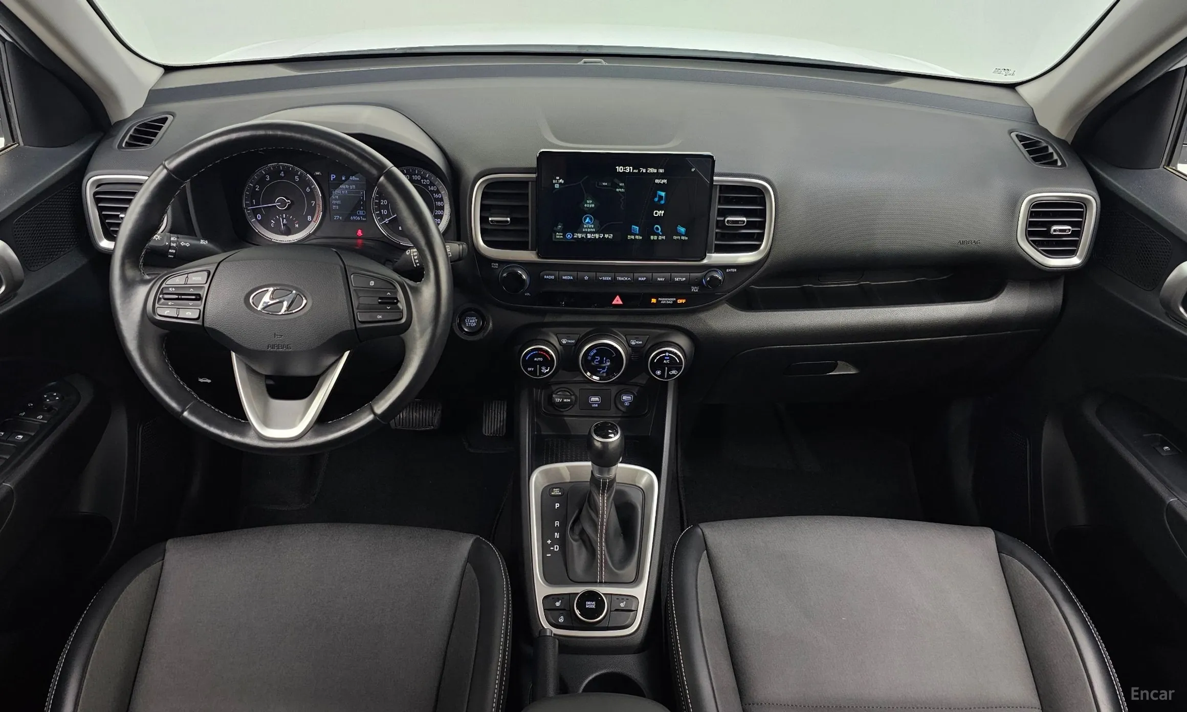 Hyundai Venue превью 4