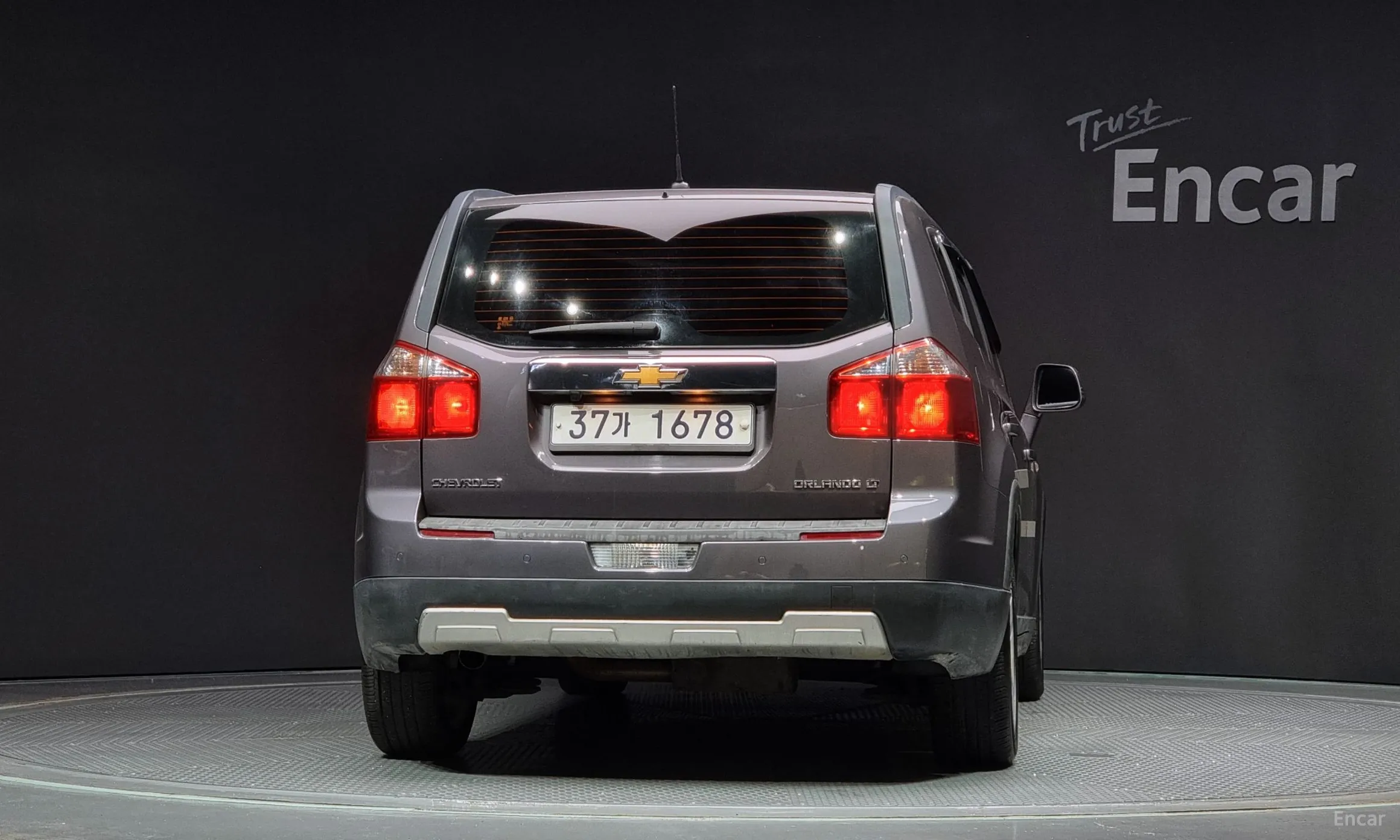Chevrolet (GM Daewoo) Orlando превью 3