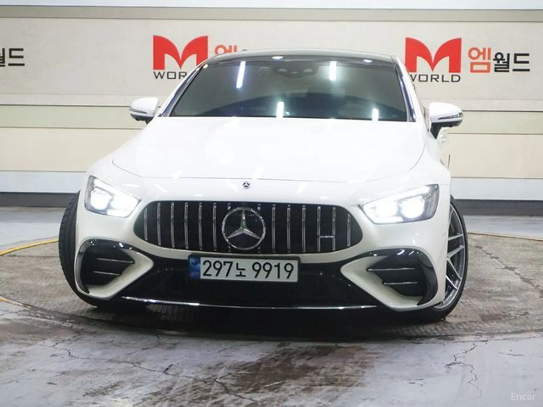 Mercedes Benz AMG GT превью 2