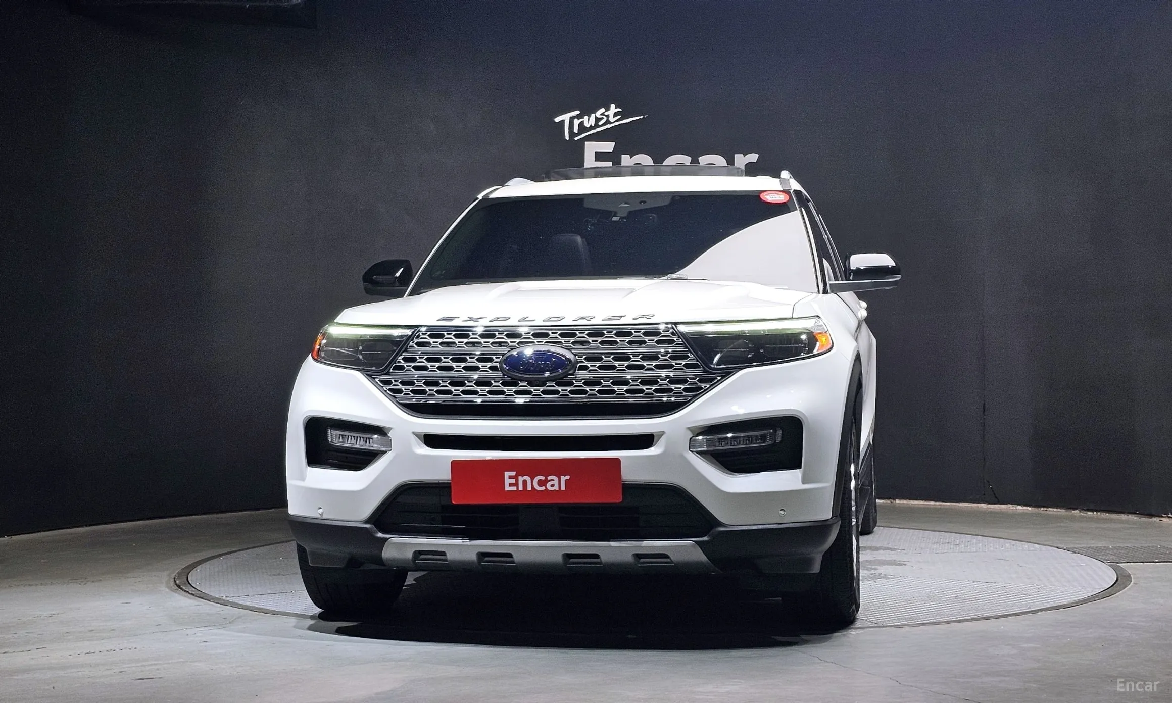 Ford Explorer 6th Generation превью 3