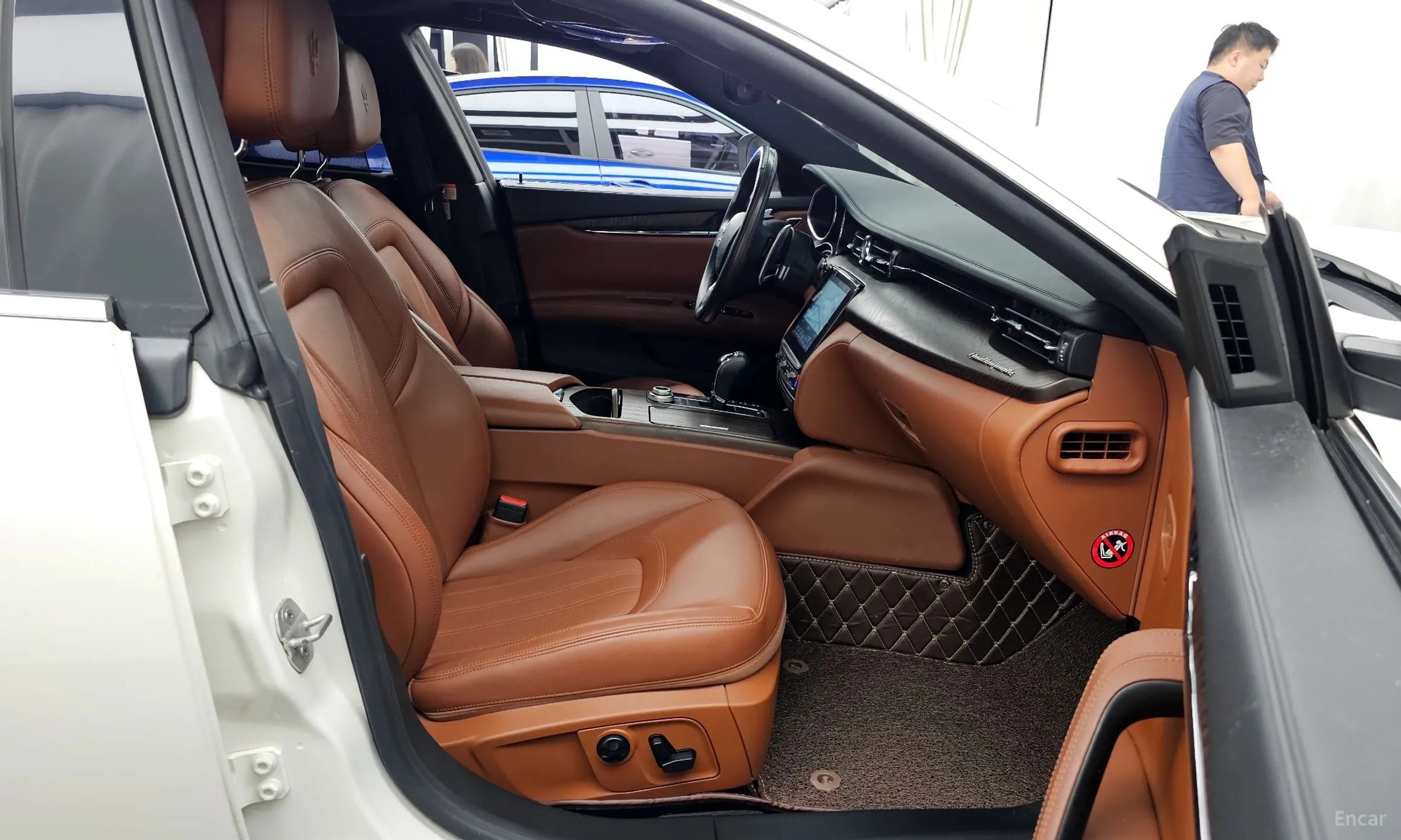 Maserati Quattroporte превью 11