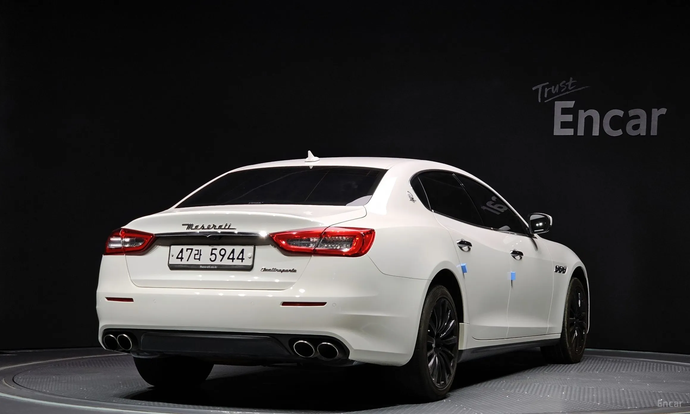 Maserati Quattroporte превью 2