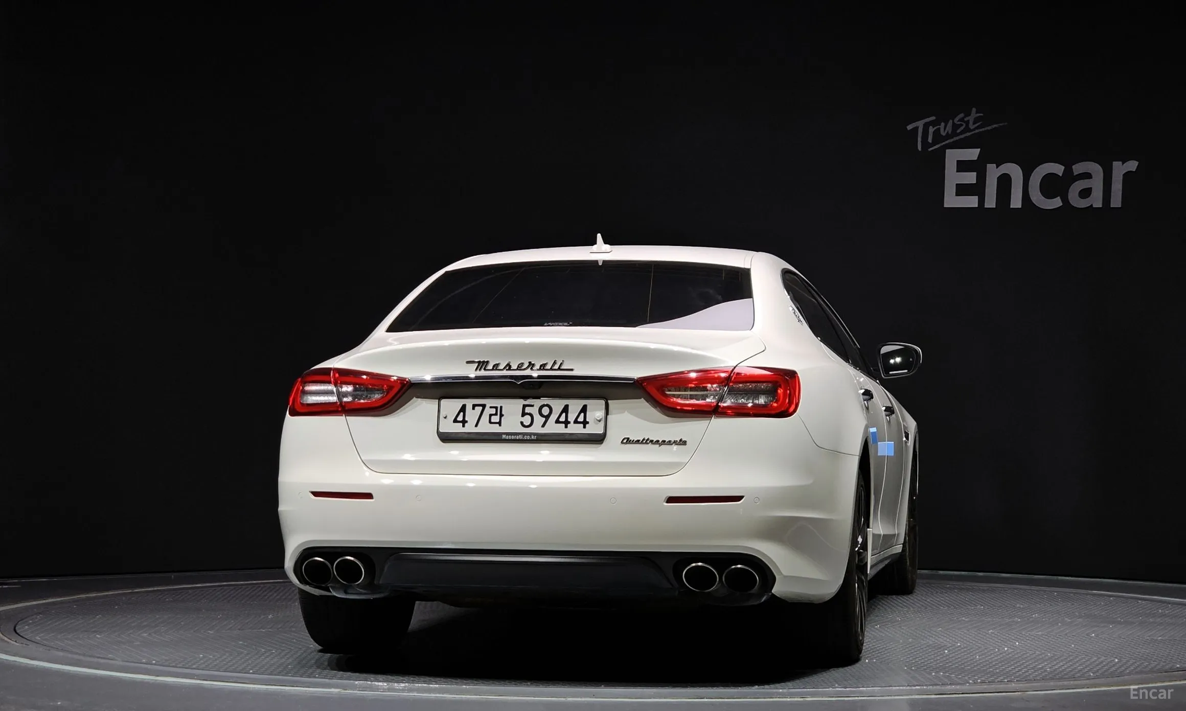 Maserati Quattroporte превью 4