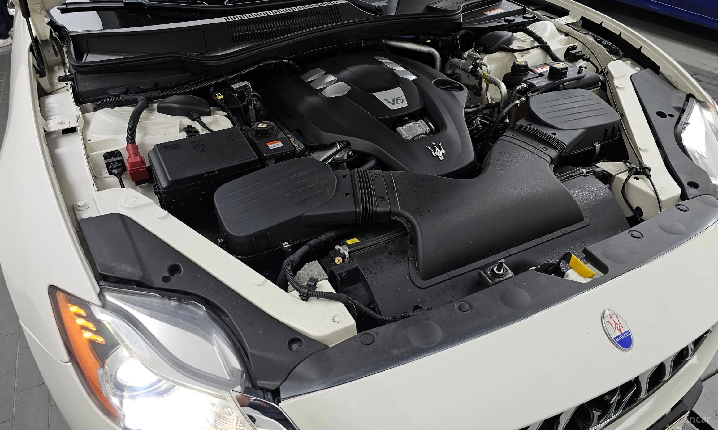 Maserati Quattroporte превью 6