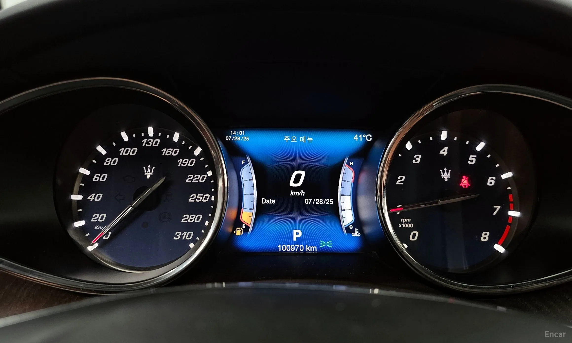 Maserati Quattroporte превью 8