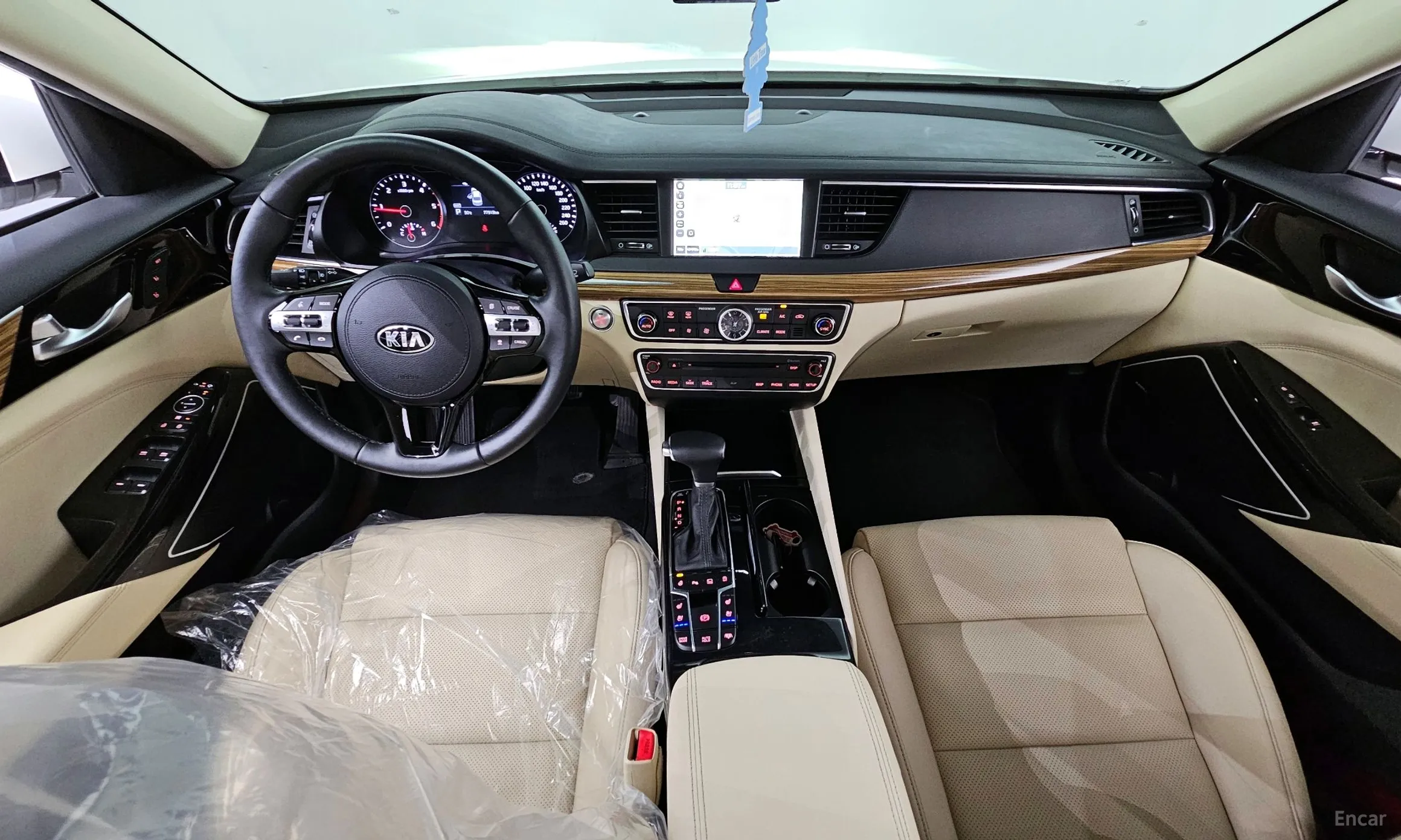 Kia K7 превью 4