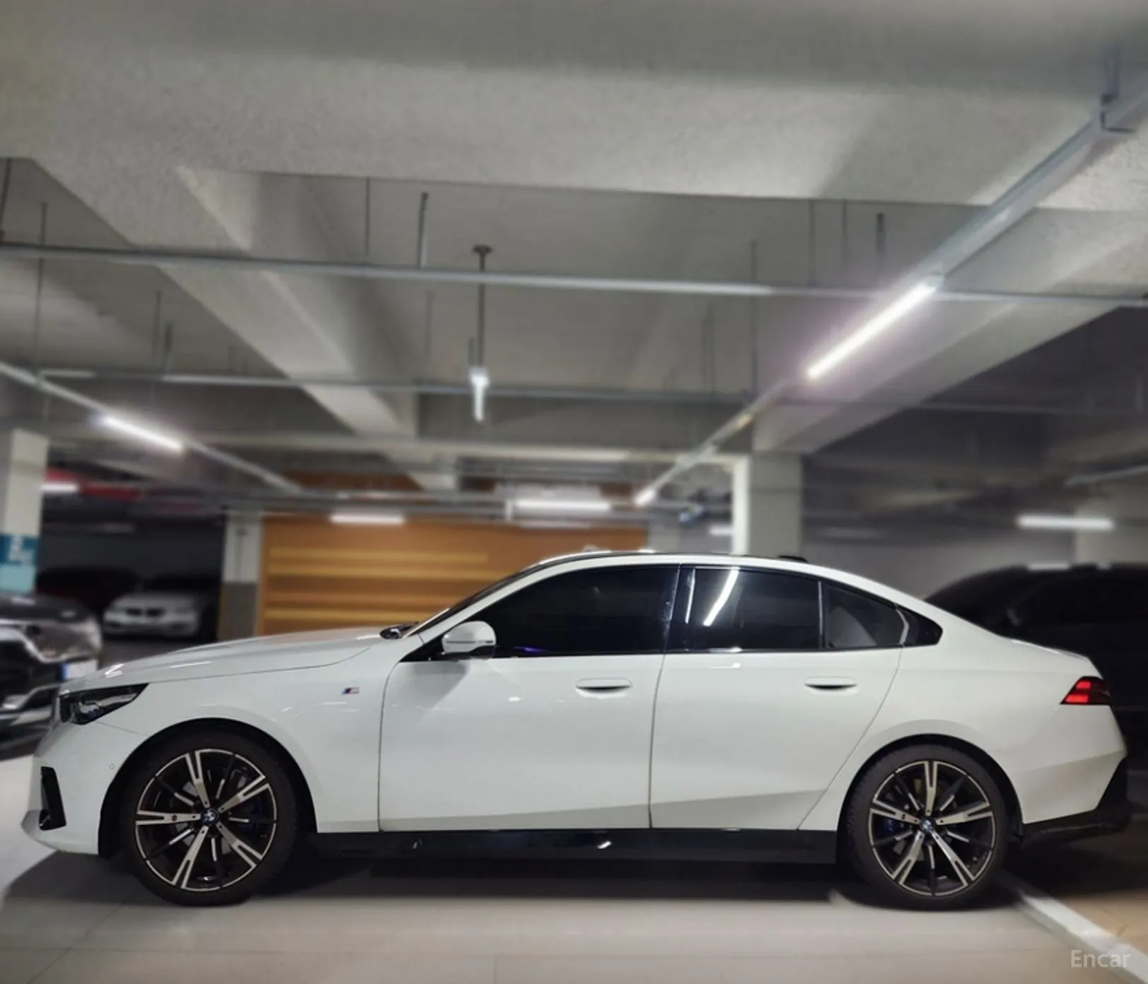 5 Series (G60)
