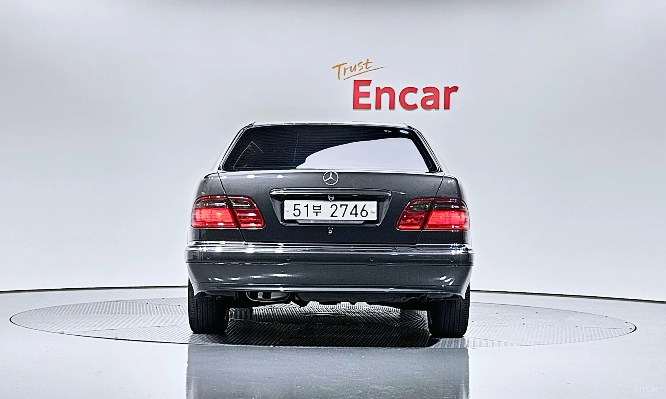 Mercedes Benz E-Class W210 превью 3