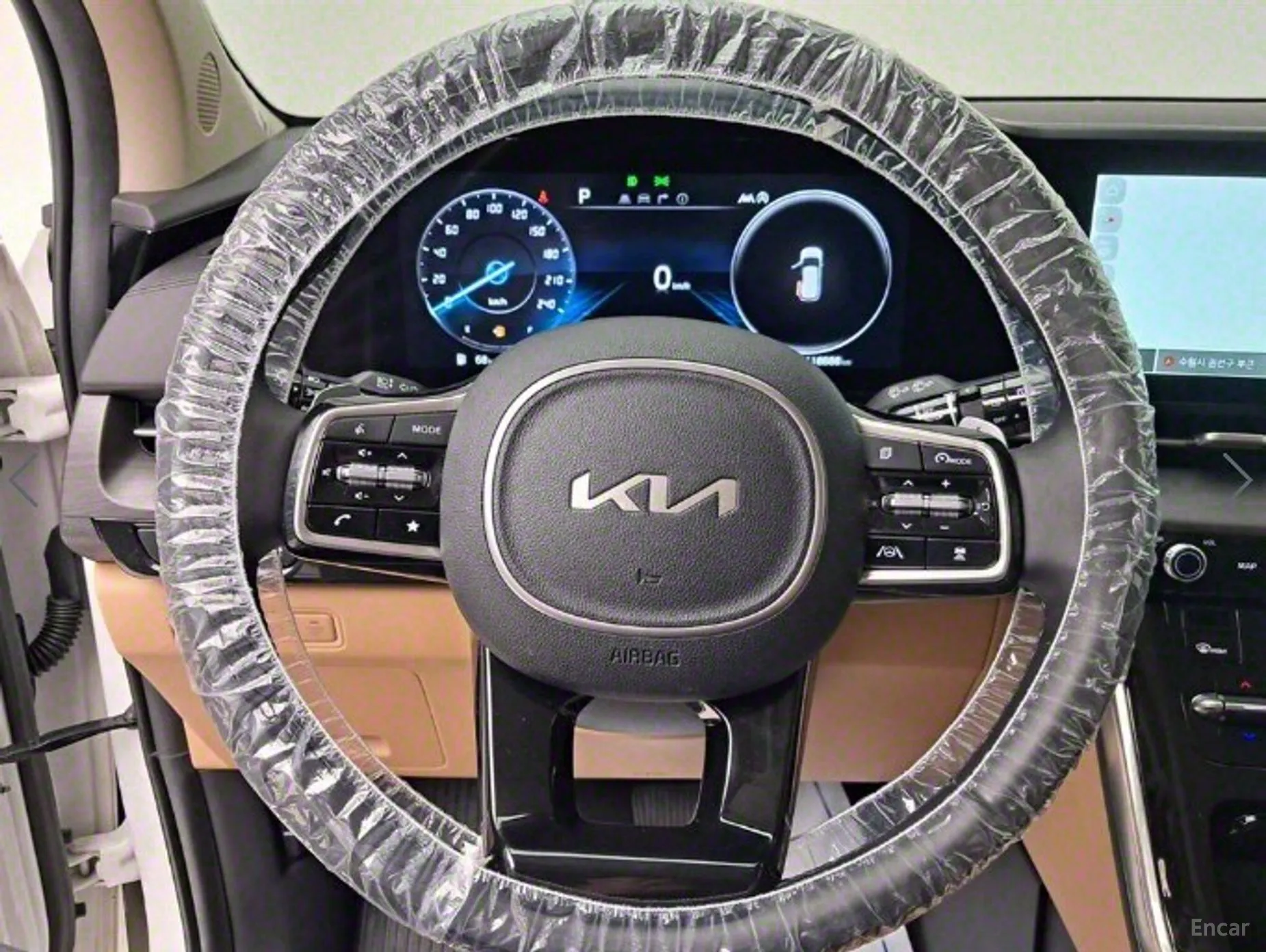 Kia Carnival Gen 4 превью 4