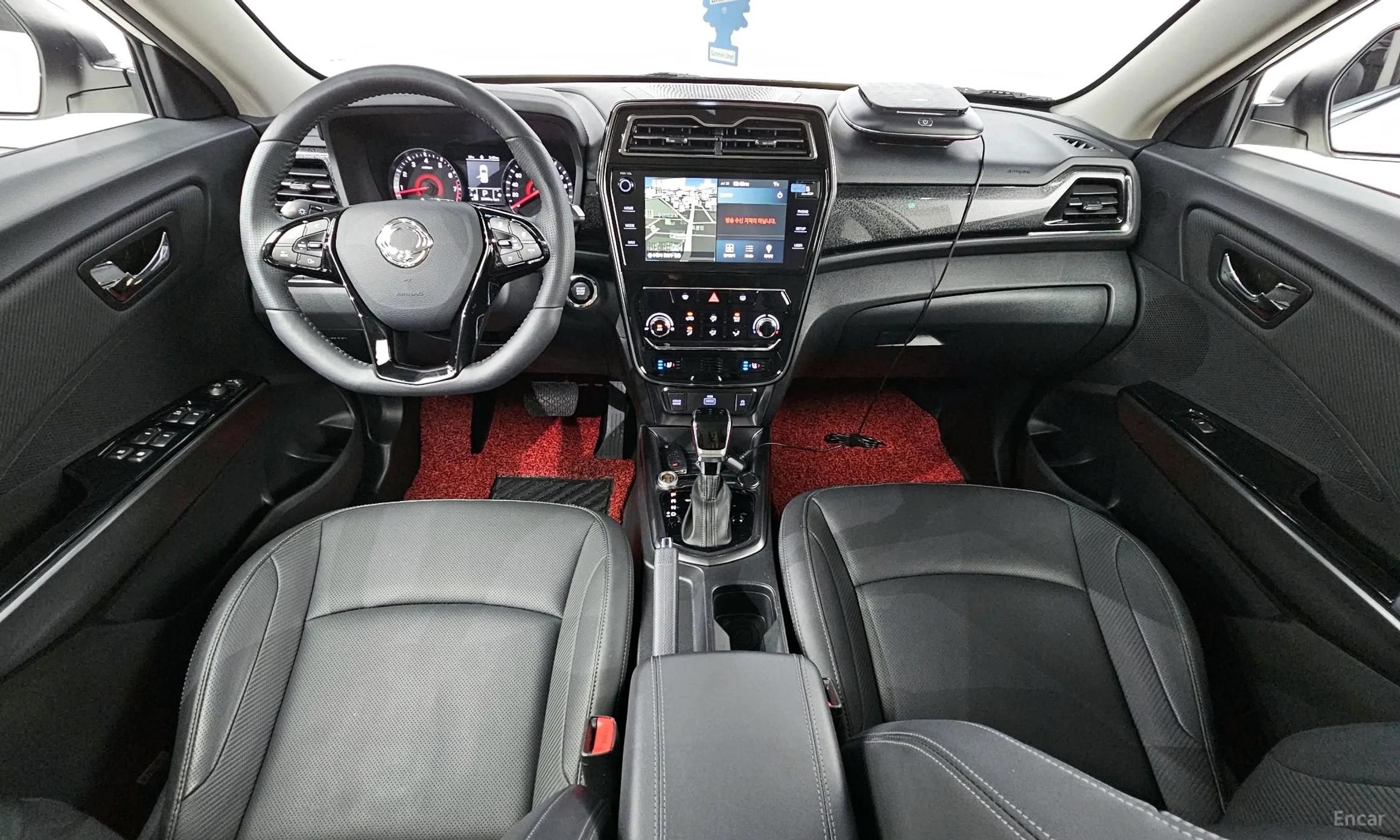 KG Mobility (SsangYong) Berry New Tivoli превью 4