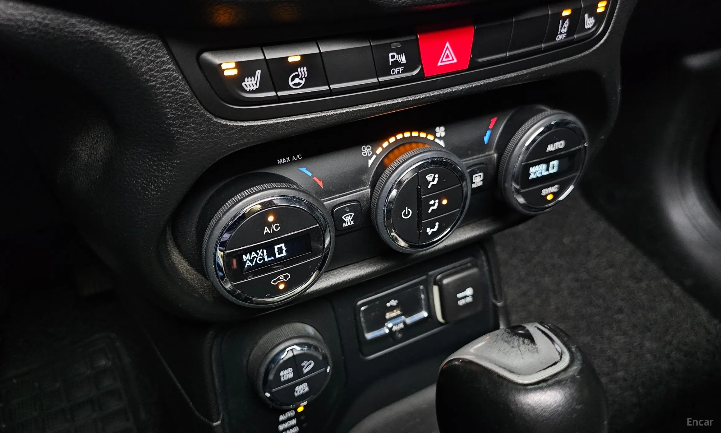 Jeep Renegade превью 17