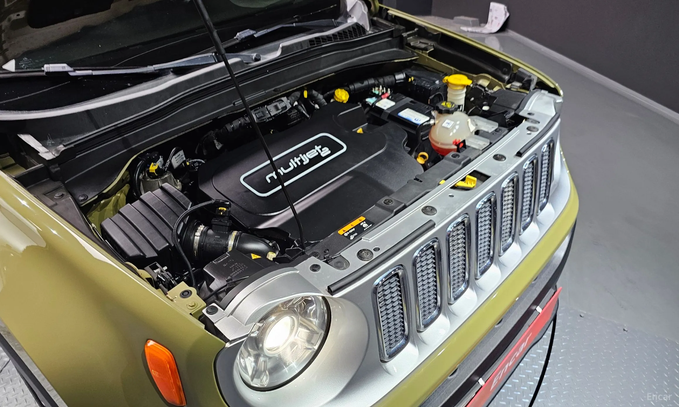 Jeep Renegade превью 5