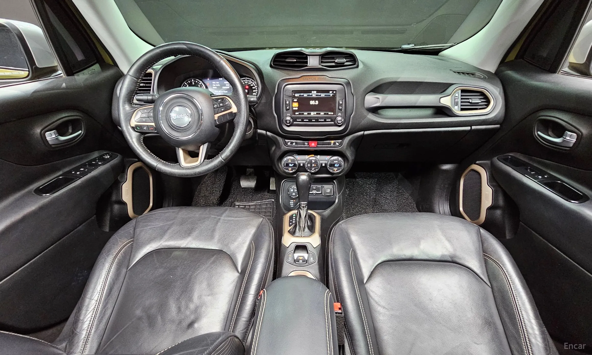 Jeep Renegade превью 6