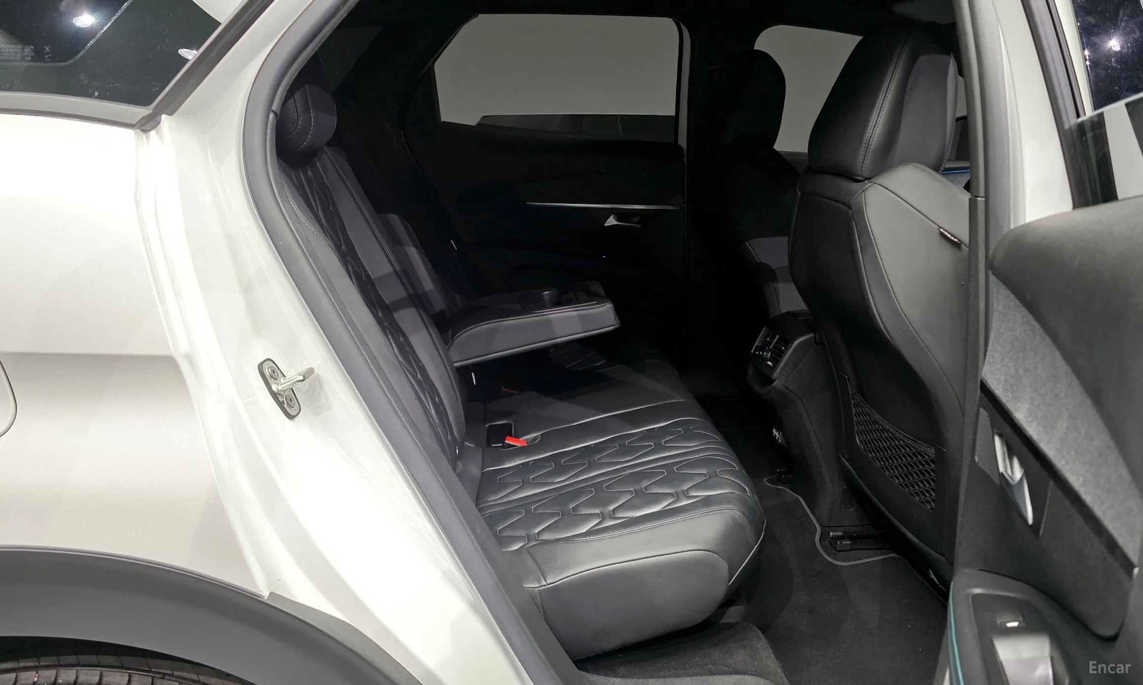 Peugeot 3008 2nd generation превью 12