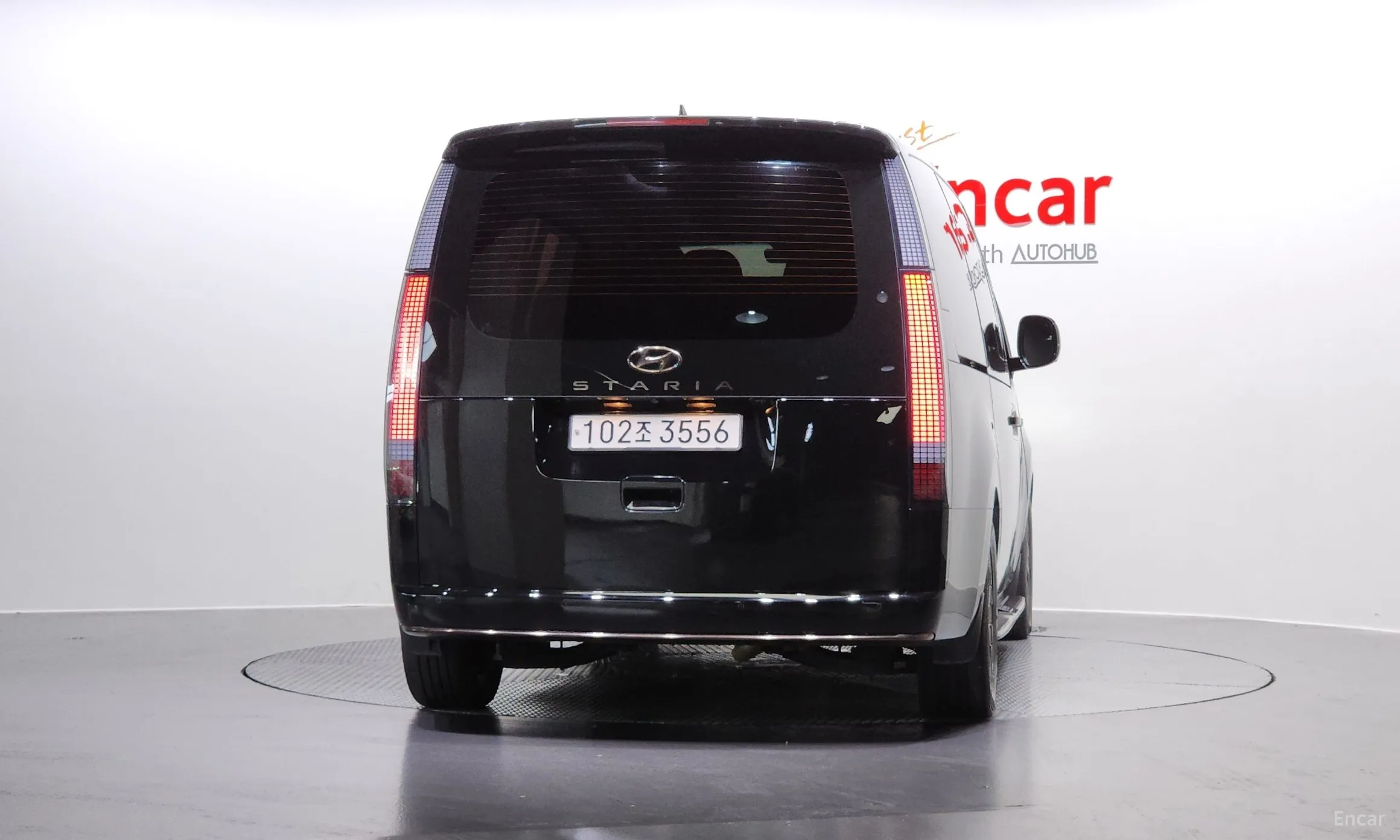 Hyundai Staria превью 3
