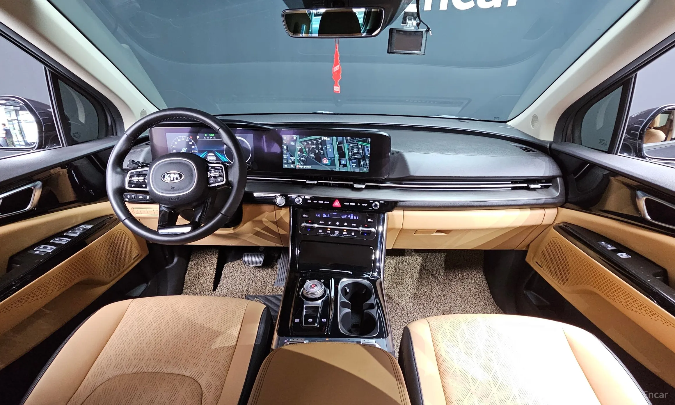 Kia Carnival Gen 4 превью 4