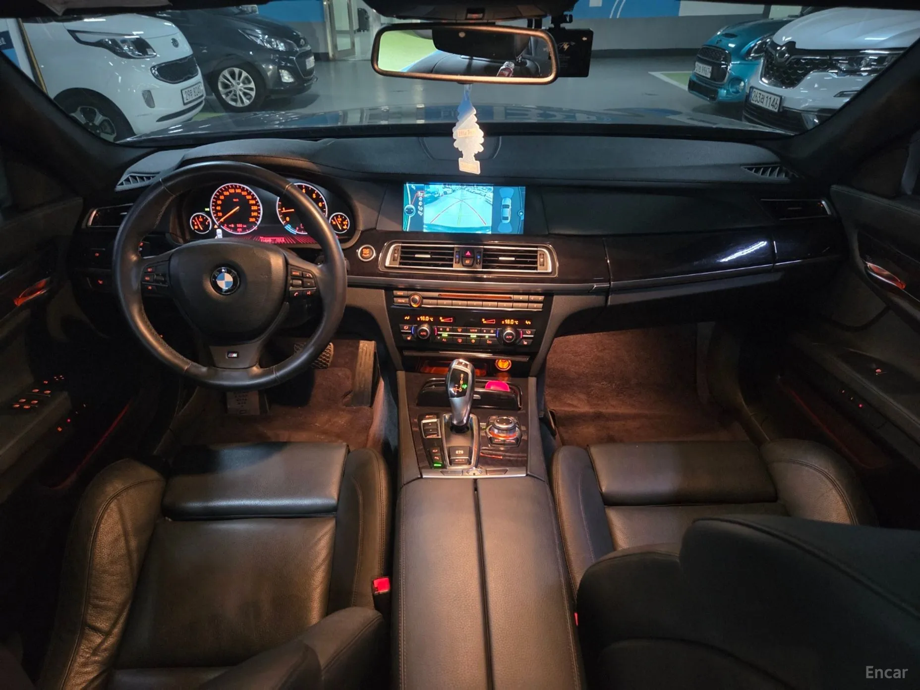 BMW 7 Series (F01) превью 4