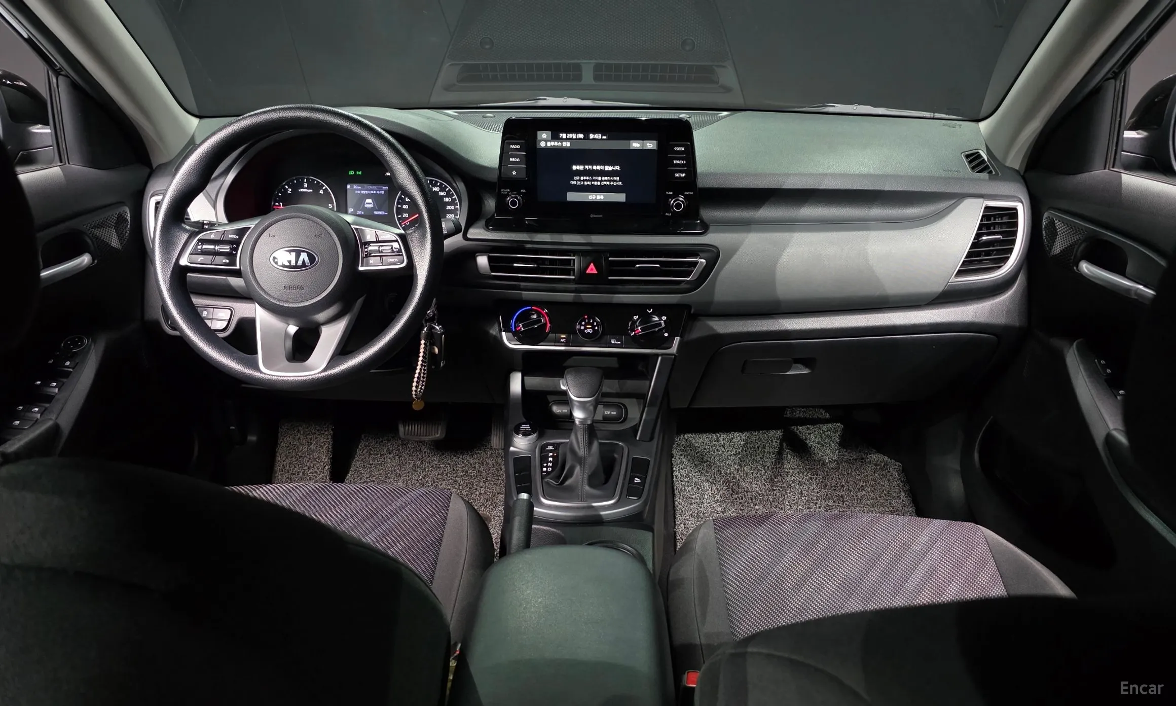Kia Seltos превью 4