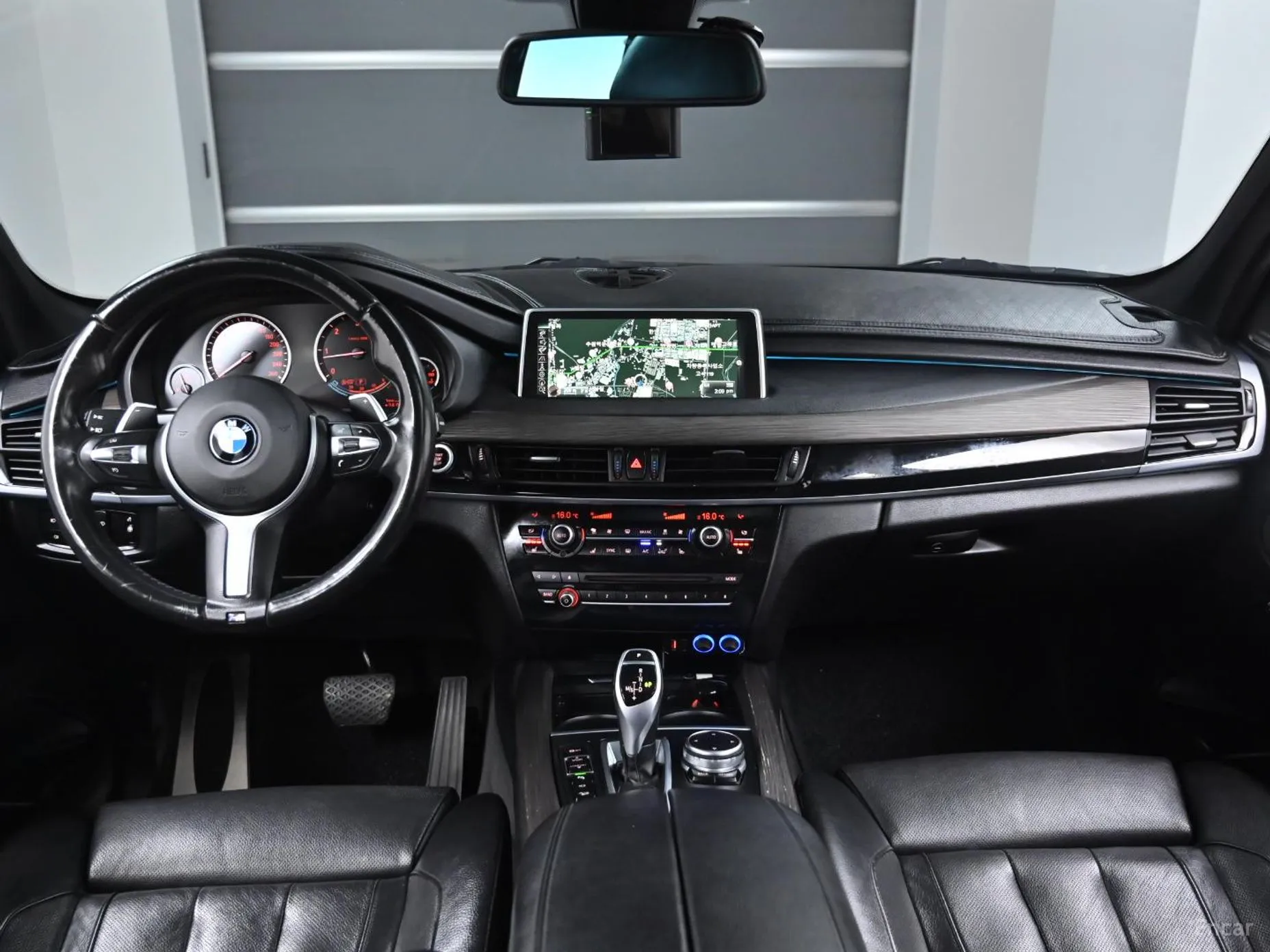 BMW X5 (F15) превью 4
