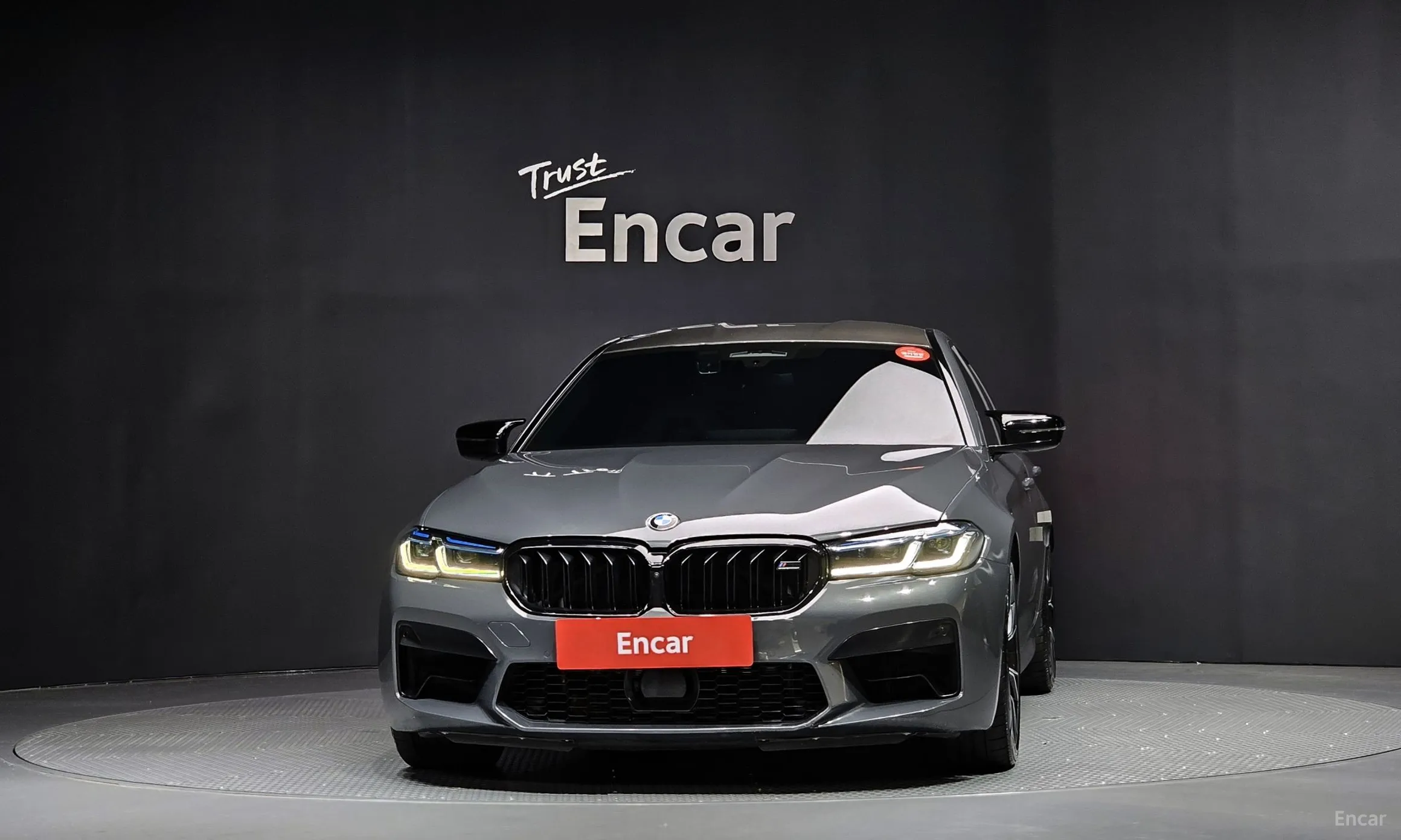 BMW M5 (F90)