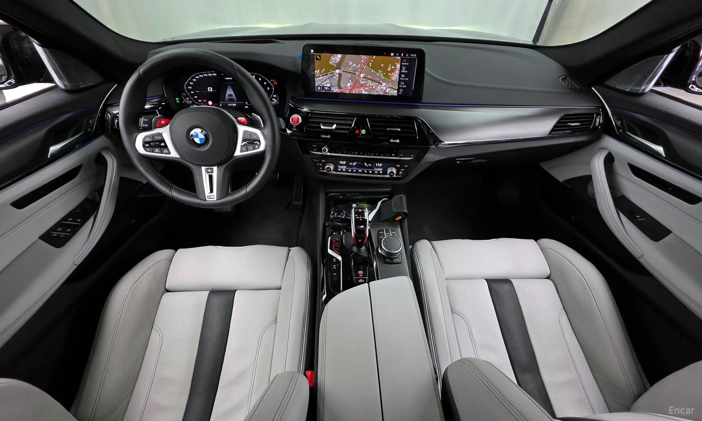 BMW M5 (F90) превью 4