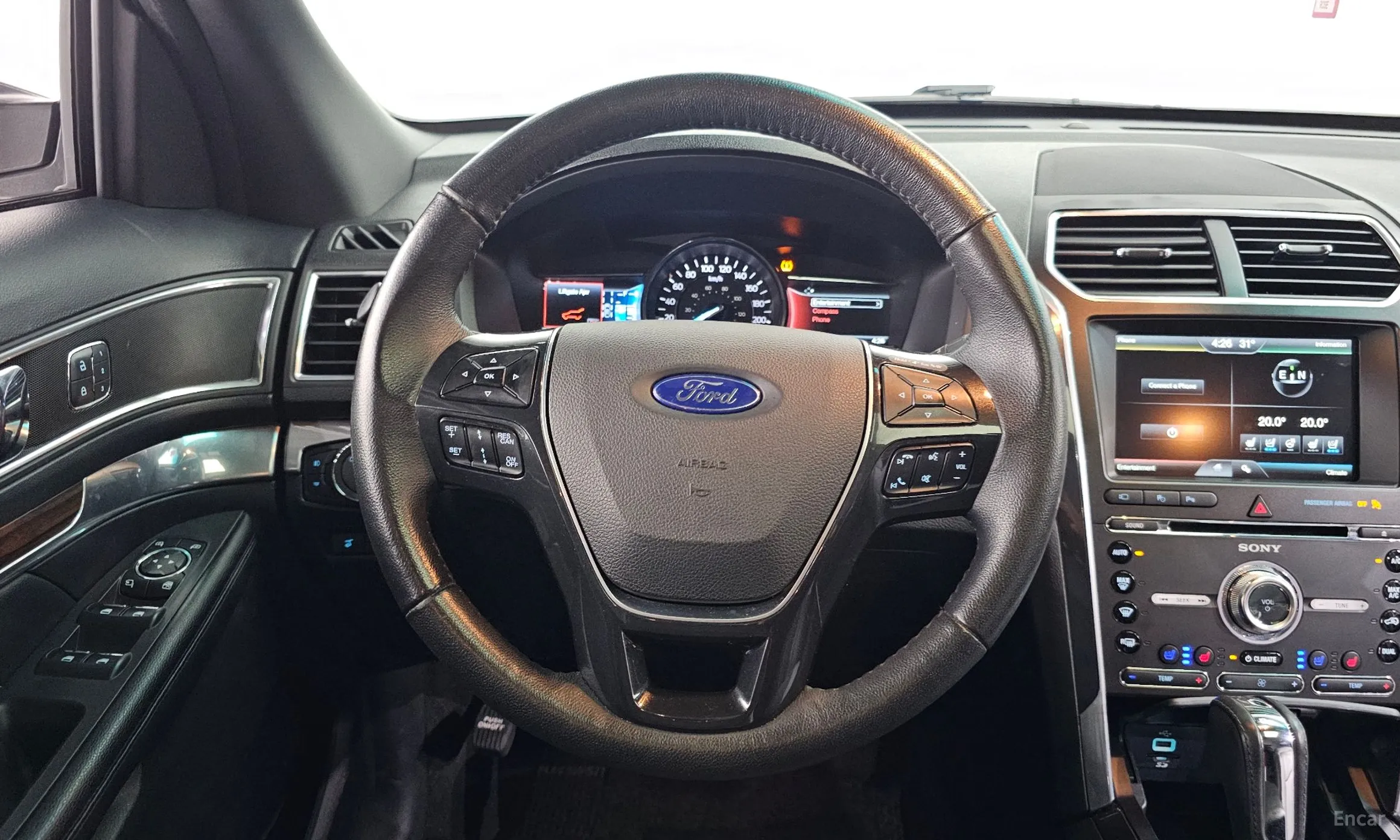 Ford Explorer превью 13