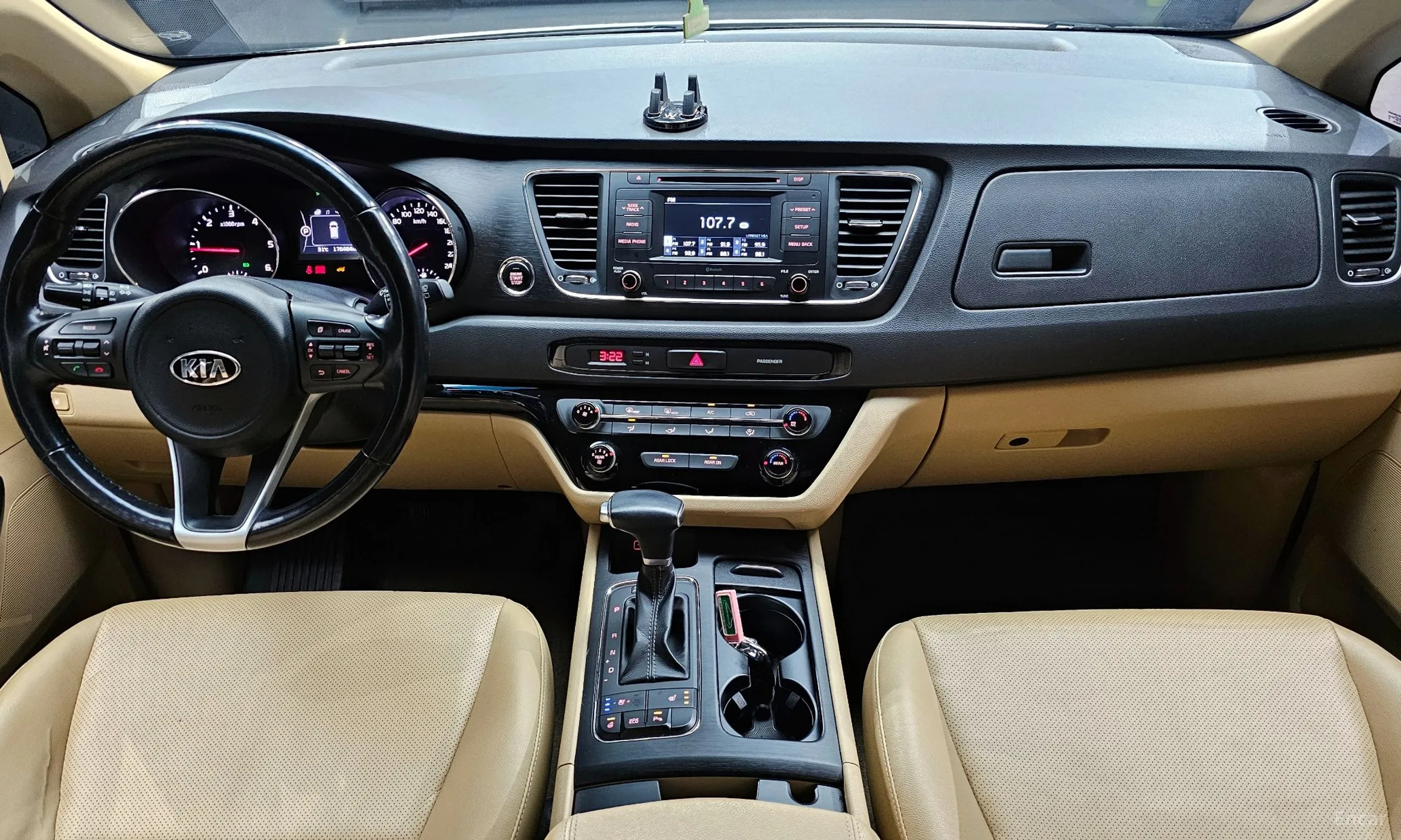Kia Carnival превью 4