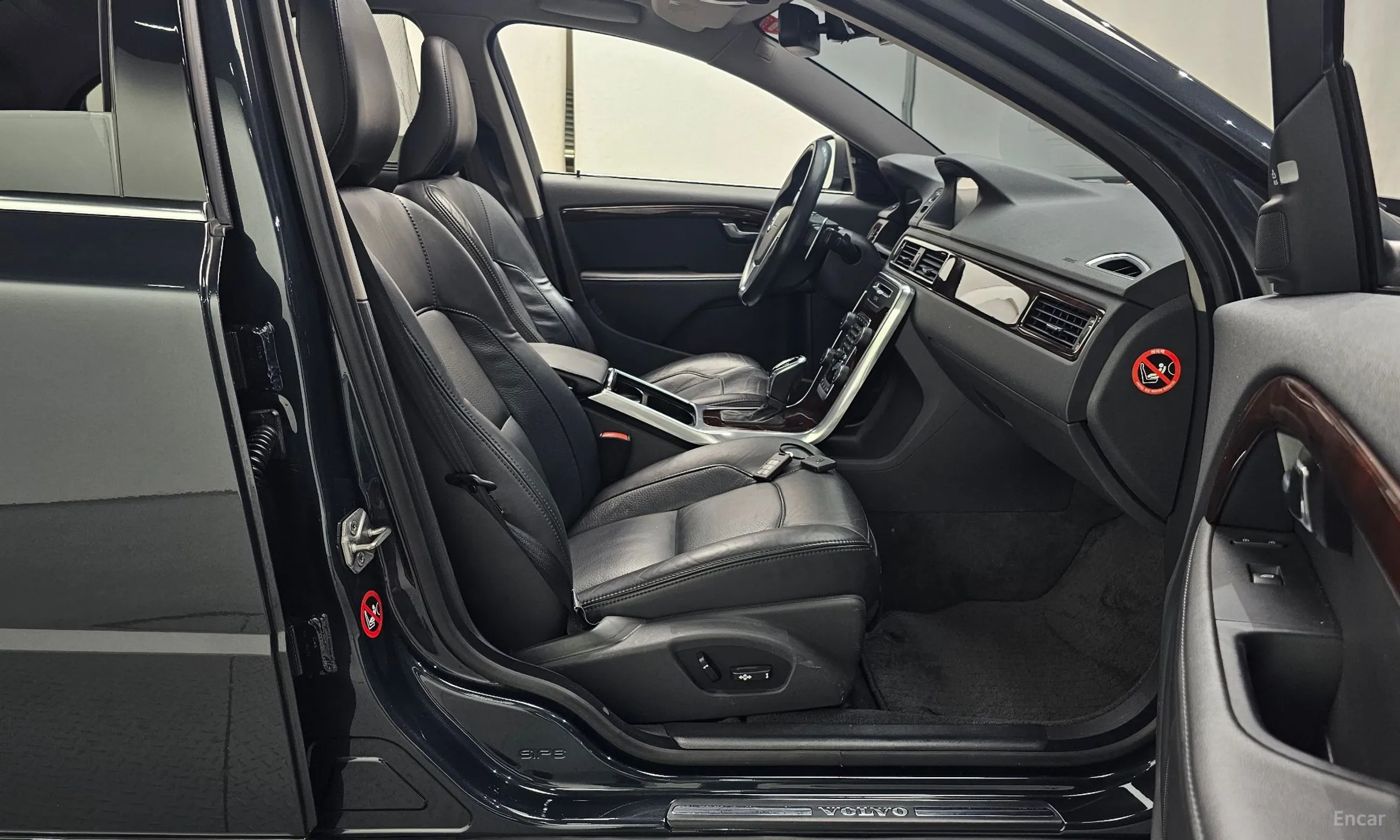 Volvo S80 превью 10