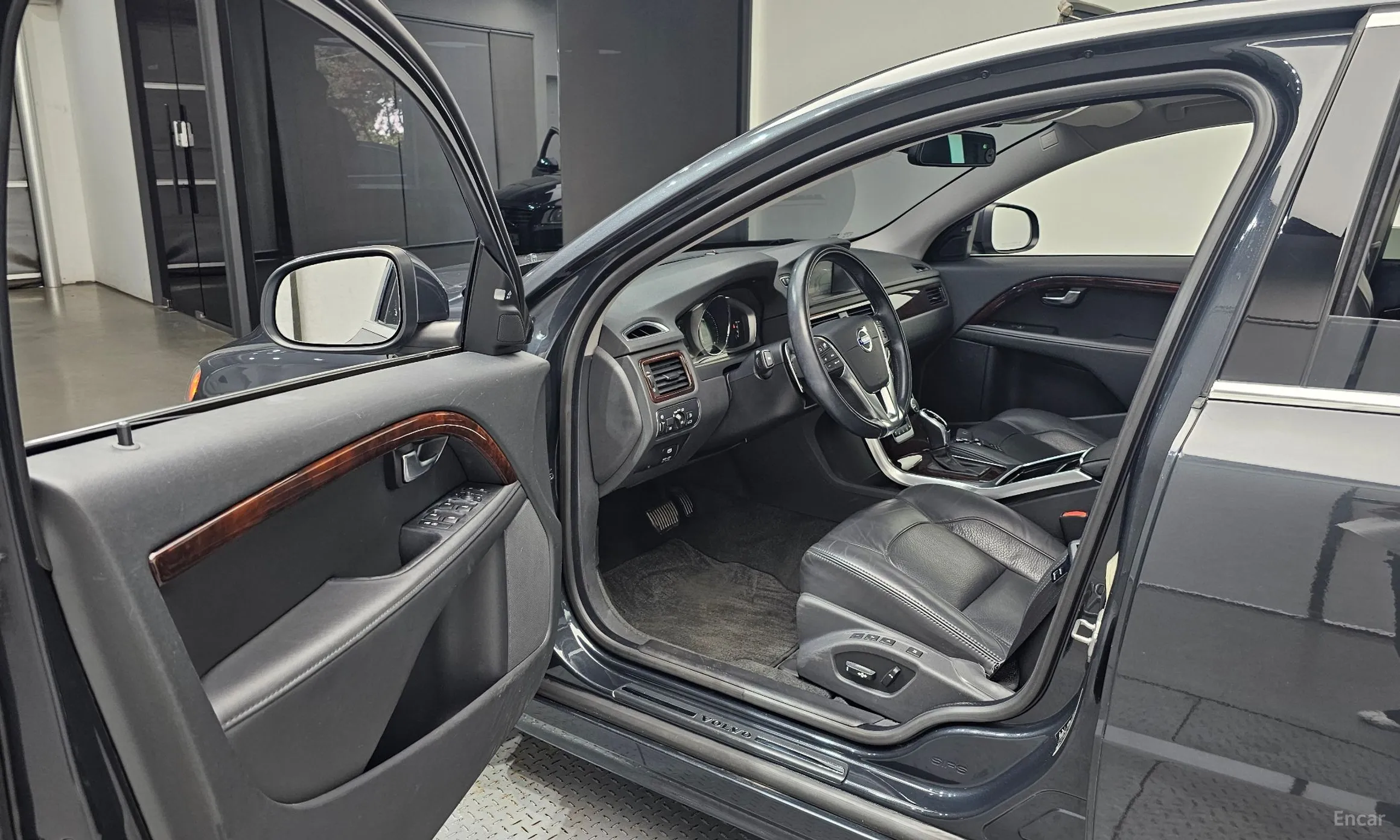 Volvo S80 превью 11