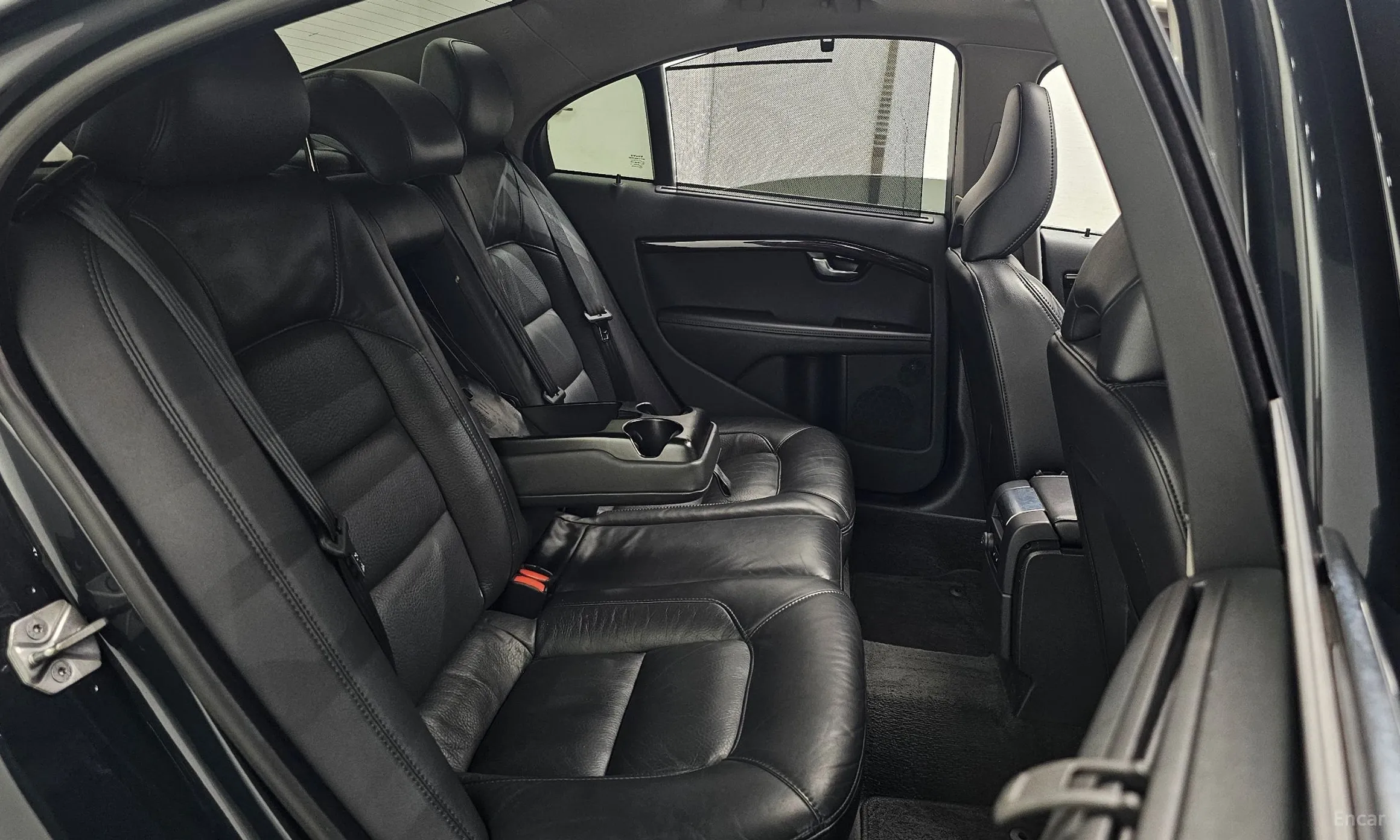Volvo S80 превью 12